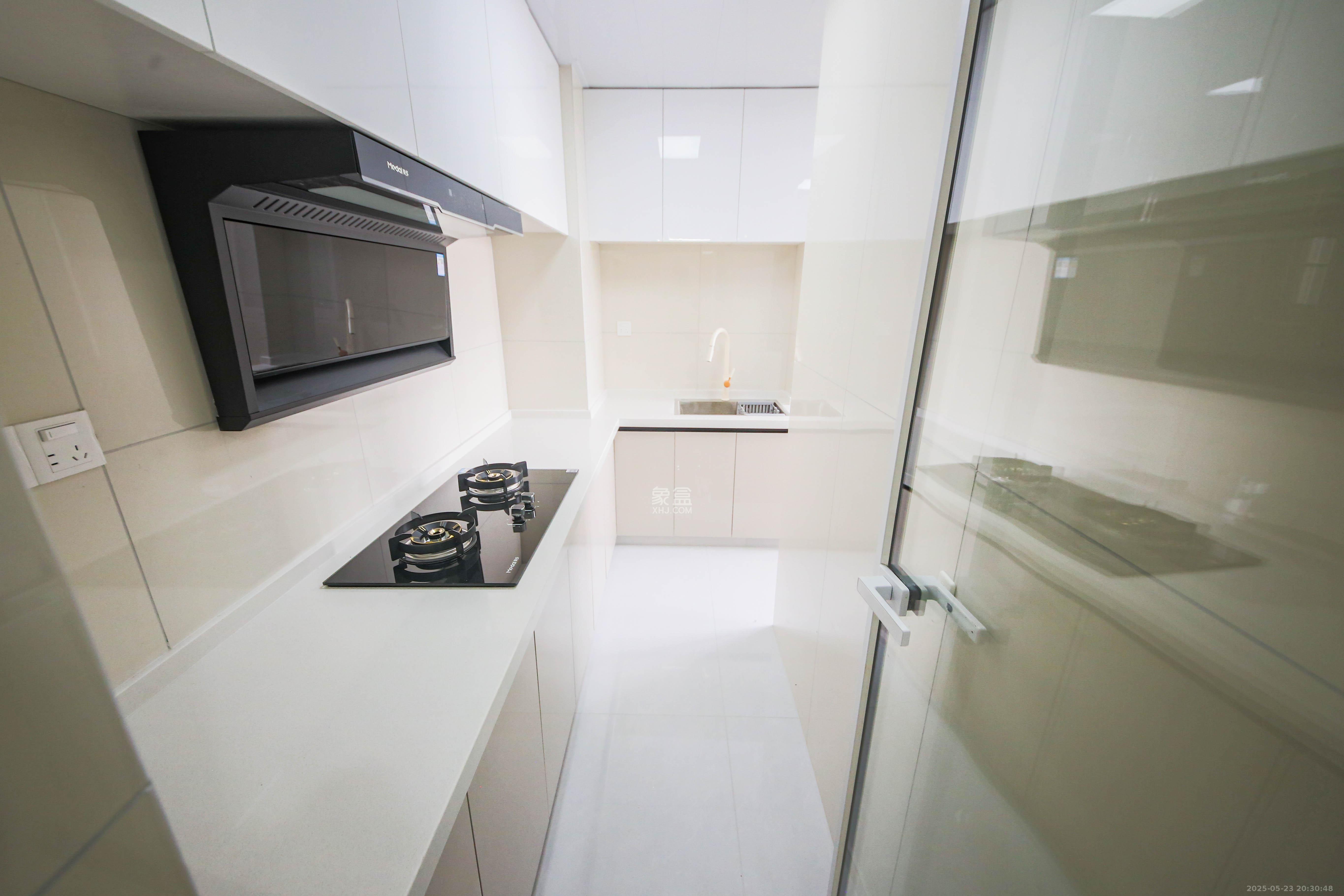 和庄 3室2厅1卫 79.8万 和庄 3室2厅1卫 79.8万厨房