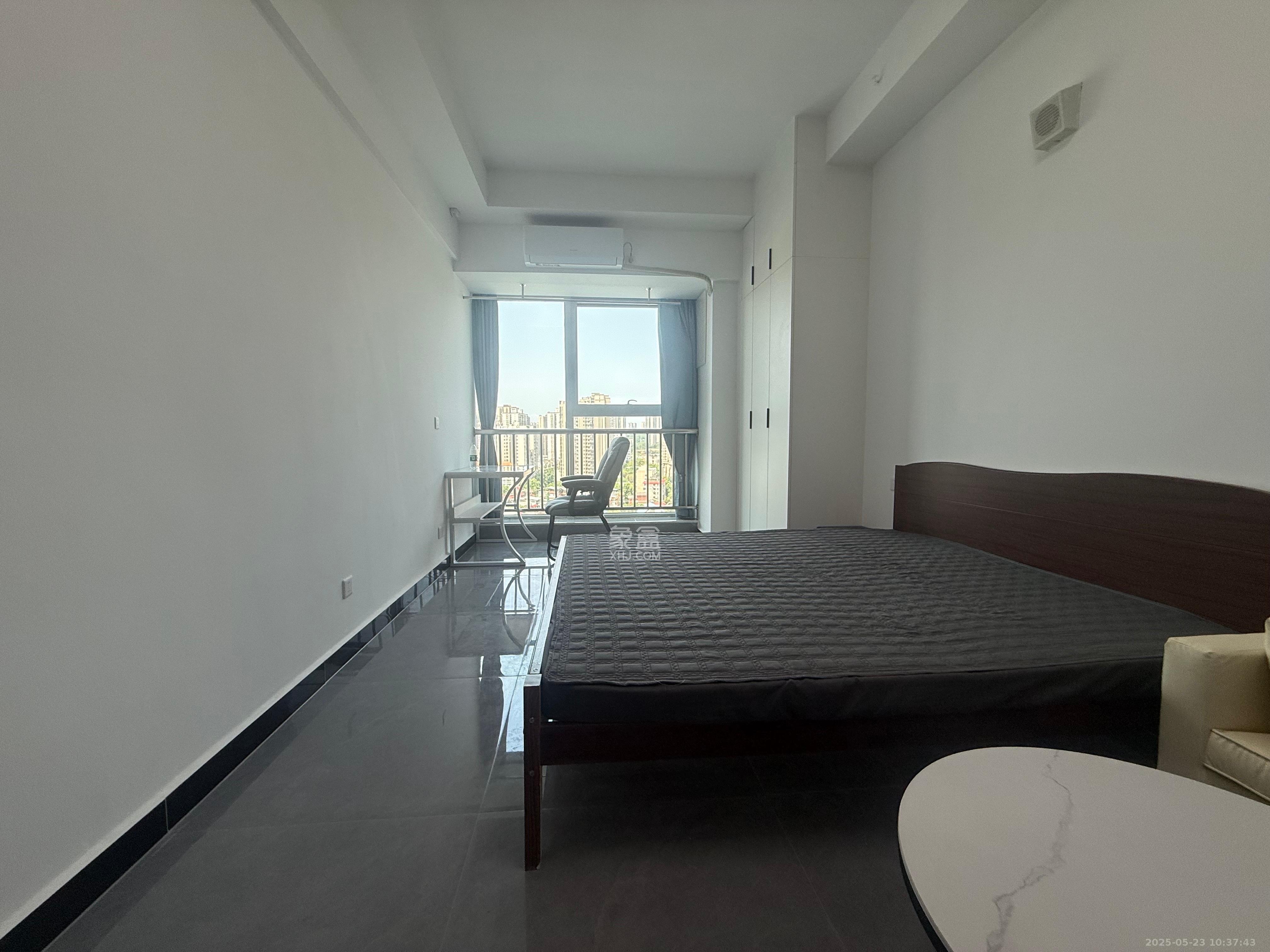 恒大誉府(融誉商业中心) 1室1厅1卫 1600.0元/月 恒大誉府(融誉商业中心) 1室1厅1卫 1600.0元/月室内图