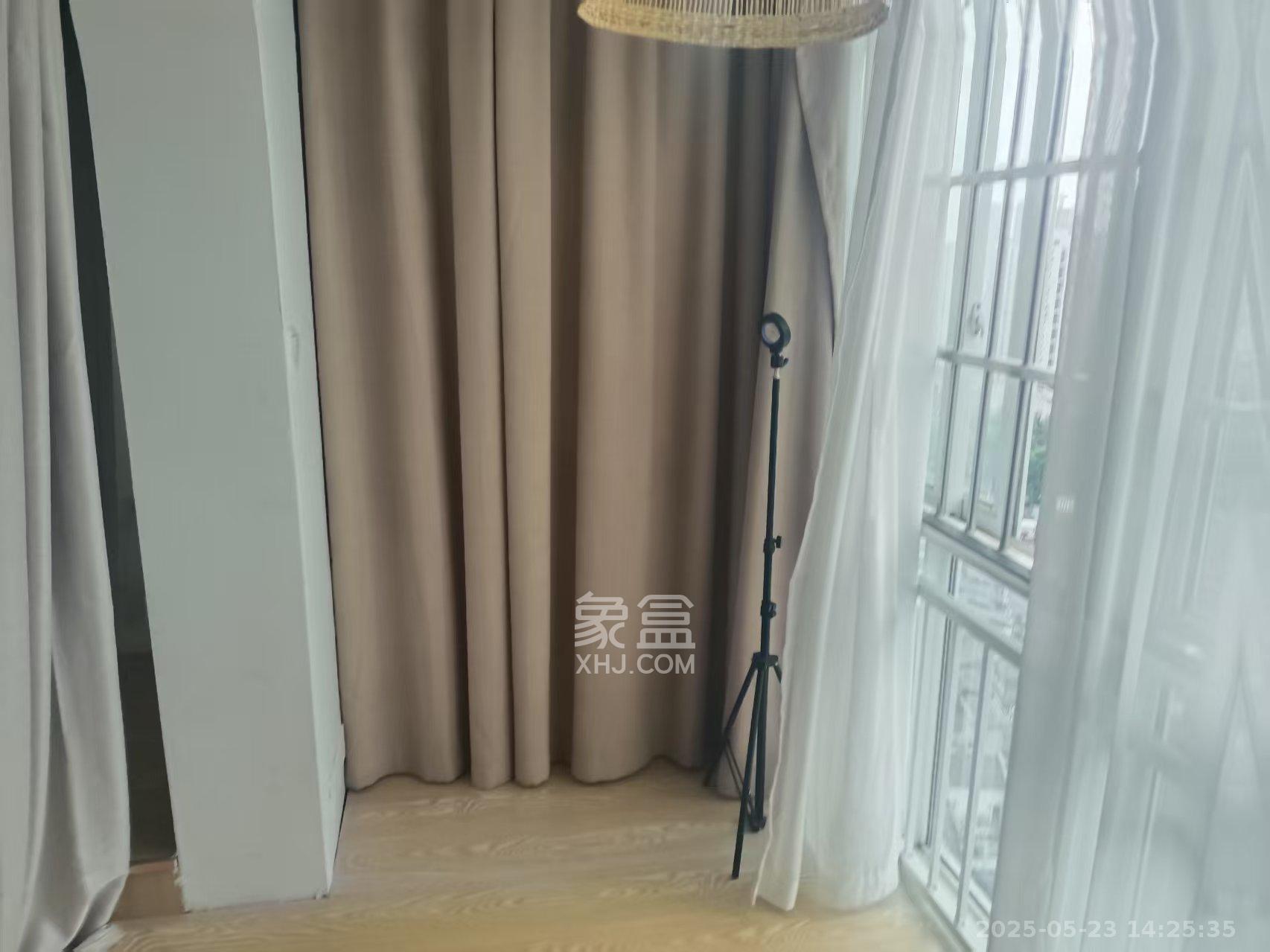 天心华庭 1室1厅1卫 2250.0元/月 天心华庭 1室1厅1卫 2250.0元/月室内图