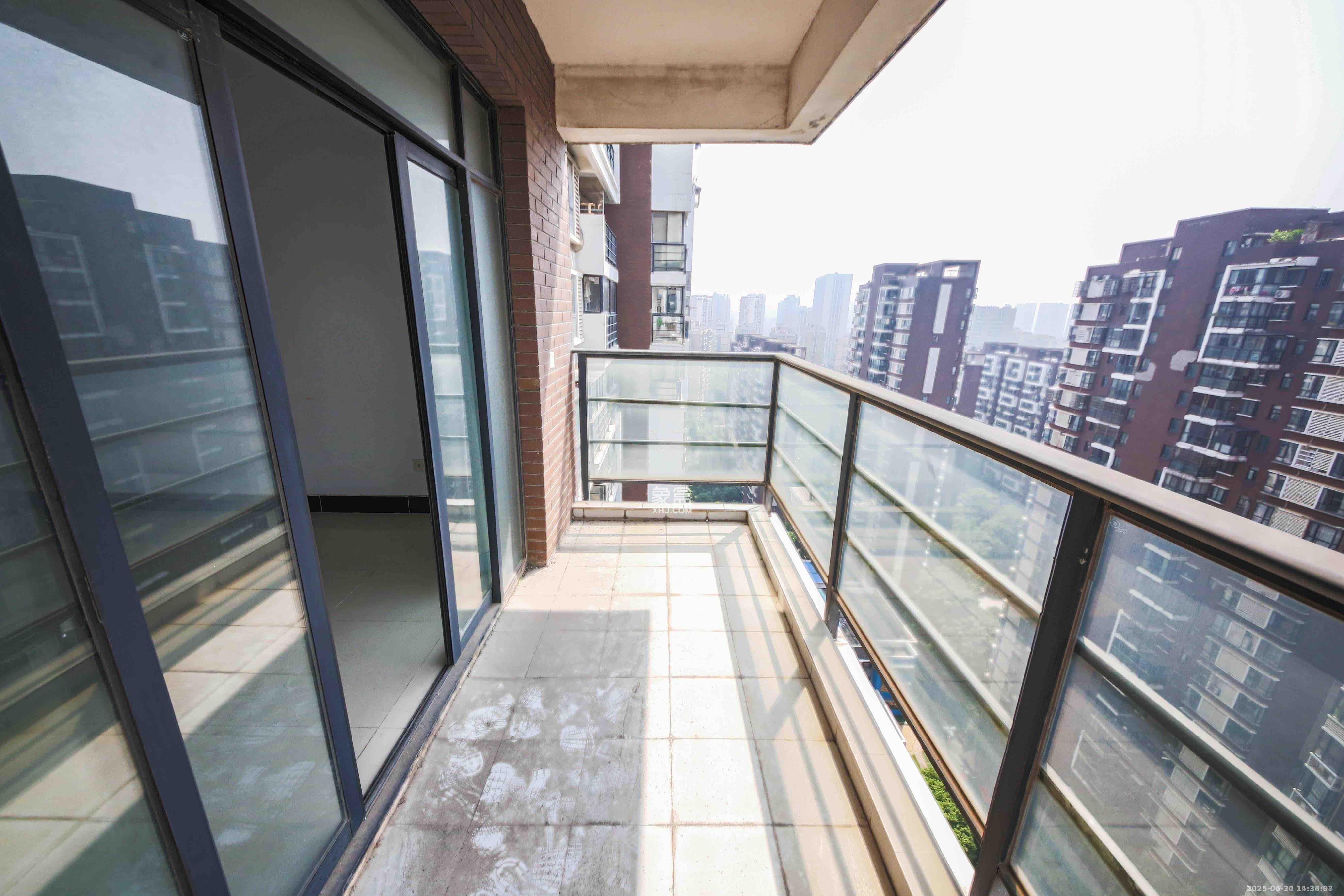 鑫远湘府华城 2室2厅1卫 1800.0元/月 鑫远湘府华城 2室2厅1卫 1800.0元/月室内图