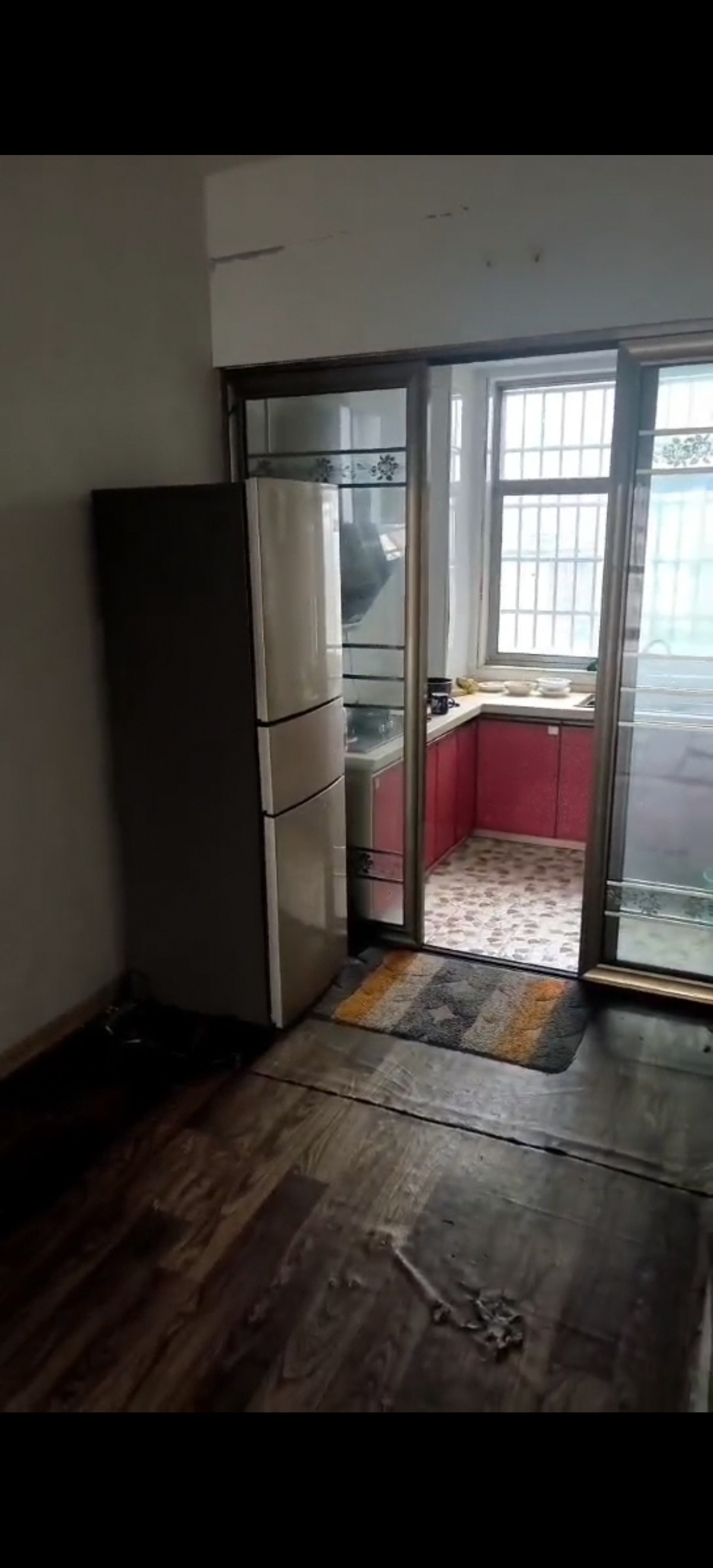 上和世家  3室2厅2卫    1500.0元/月 上和世家  3室2厅2卫    1500.0元/月室内图