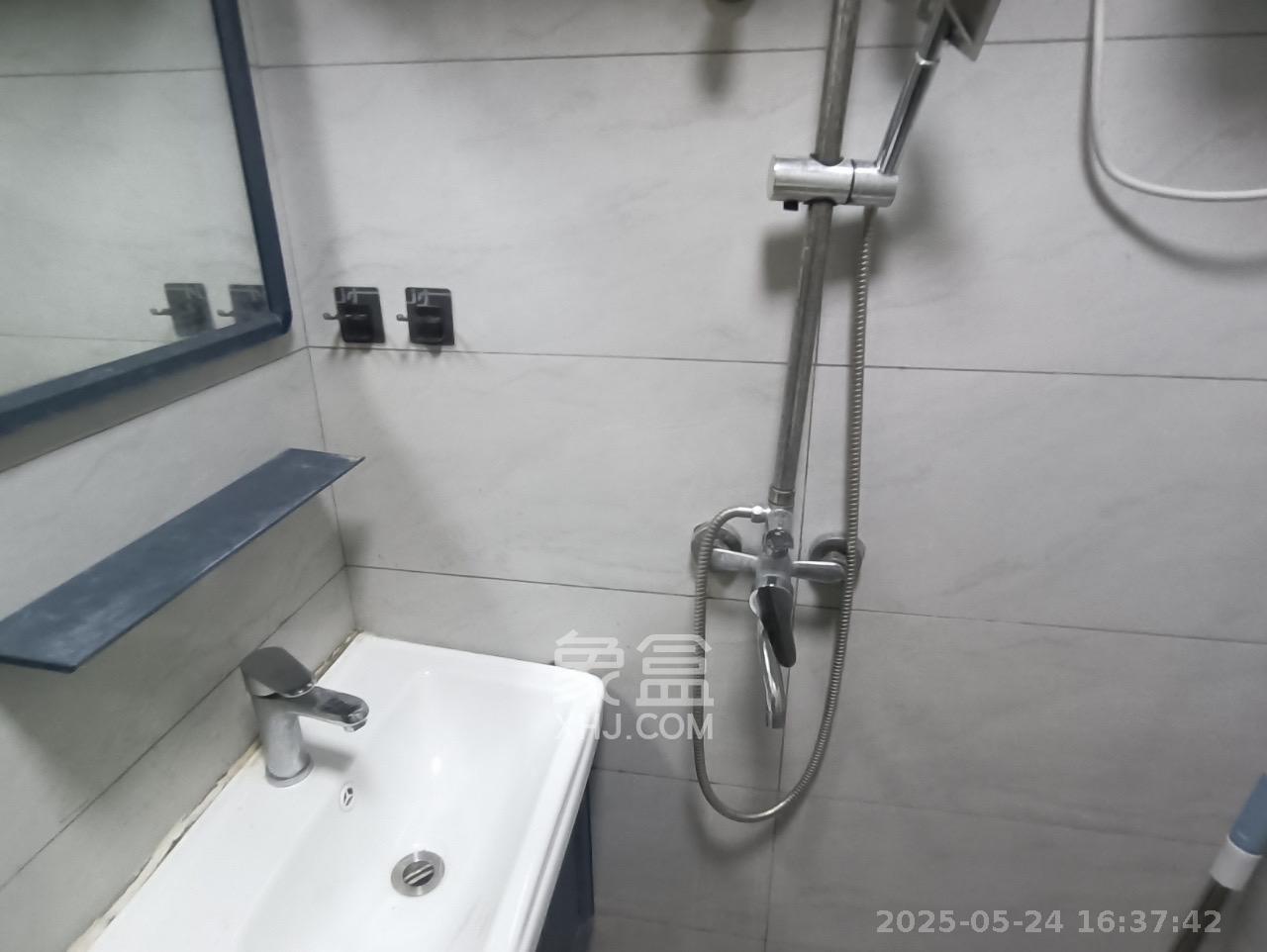 洋湖时代  1室1厅1卫   1500.00元/月室内图