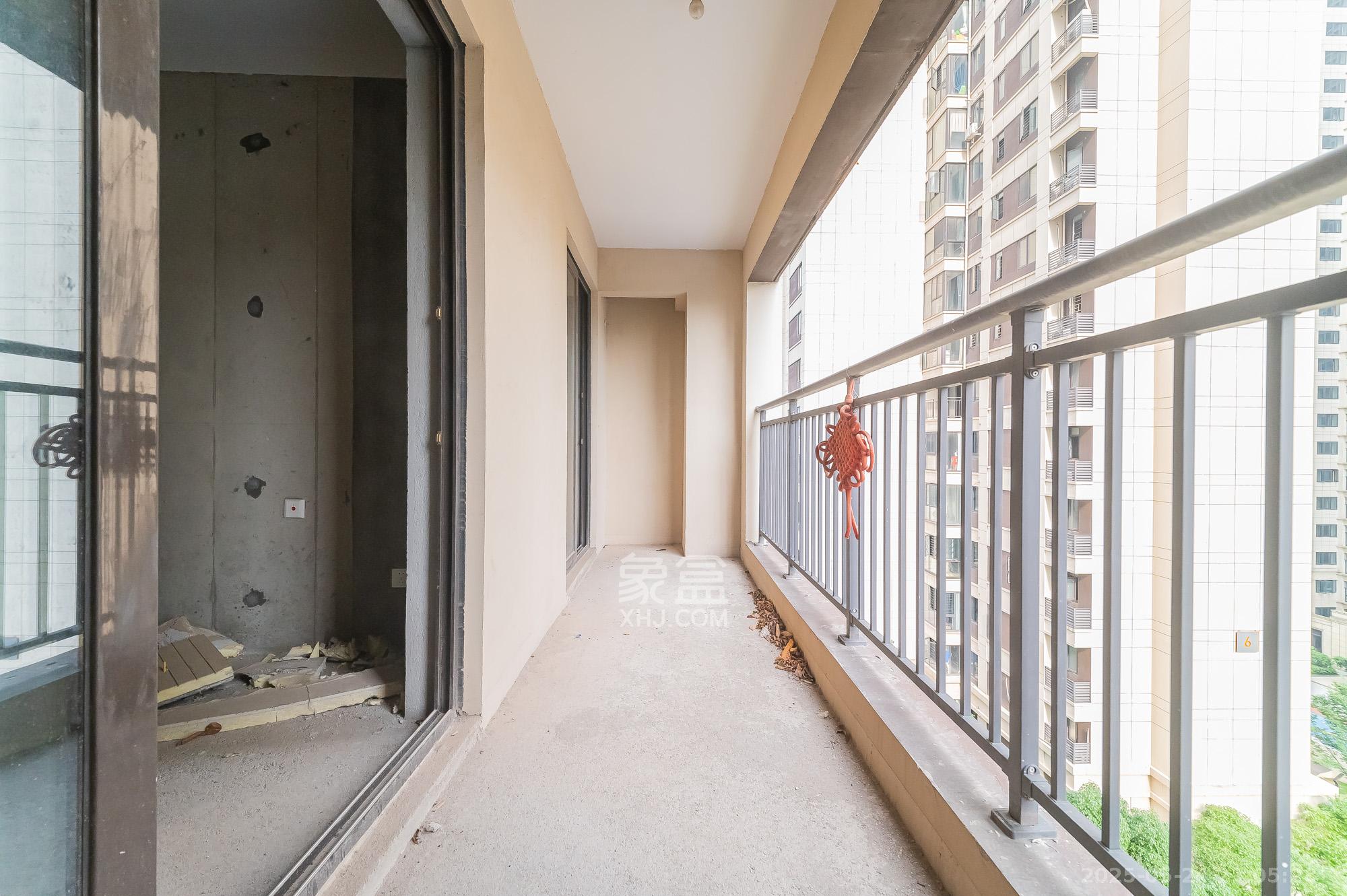 旭辉美的东樾城  3室2厅2卫    116.8万 旭辉美的东樾城  3室2厅2卫    116.8万其他