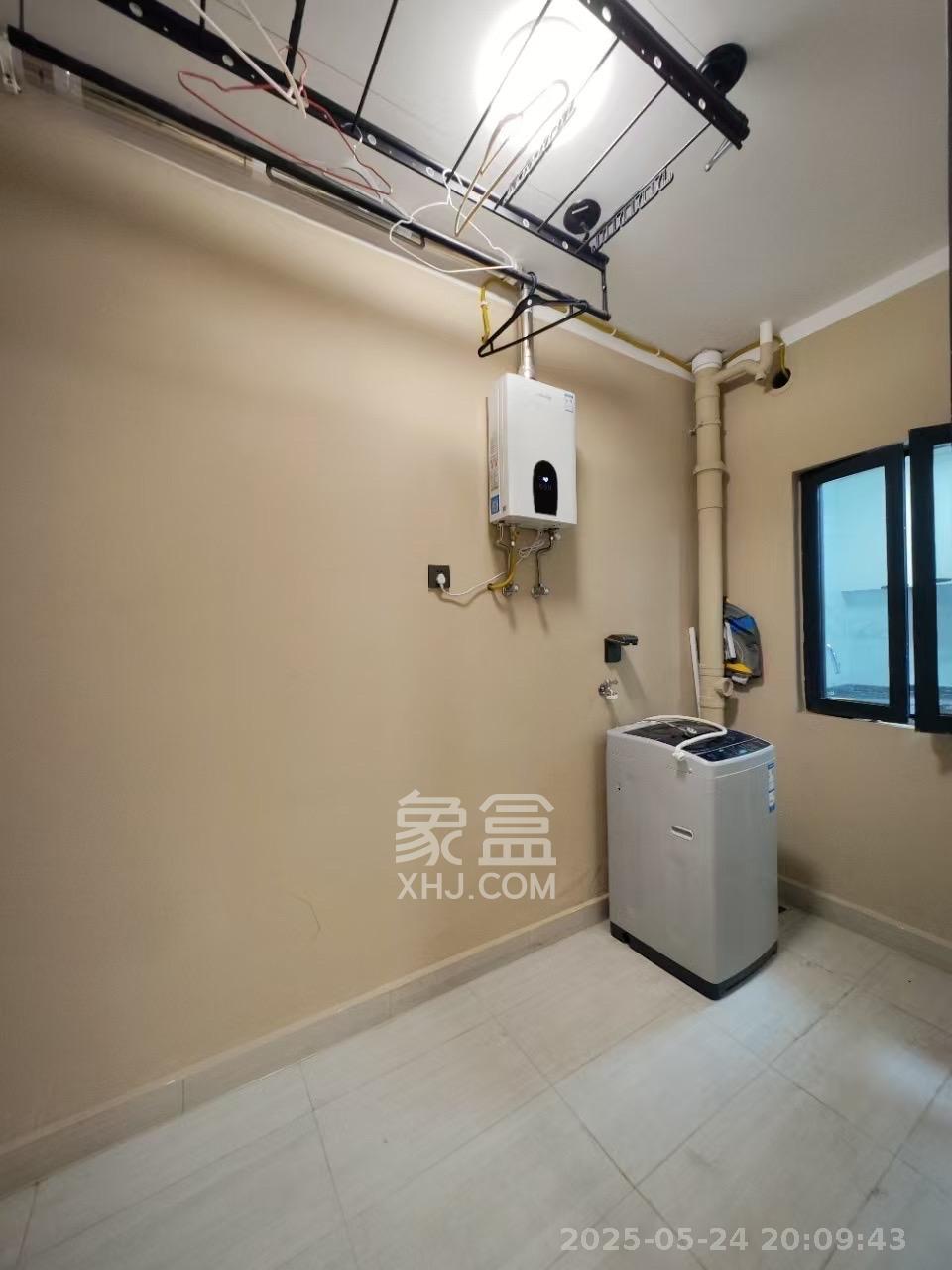 长房云西府一期  3室2厅1卫   2700.00元/月室内图