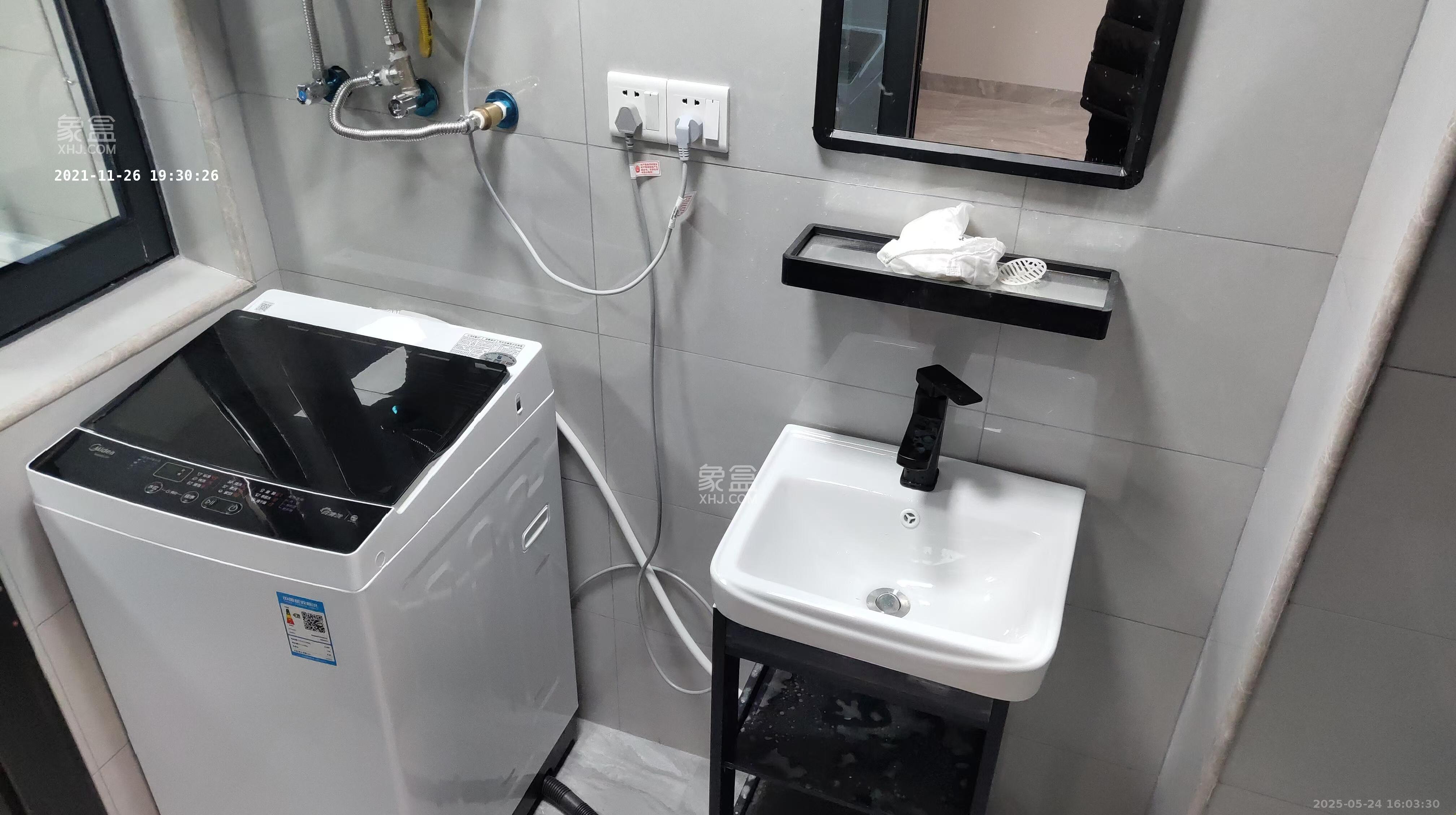 长房云时代  3室2厅1卫   2800.00元/月室内图