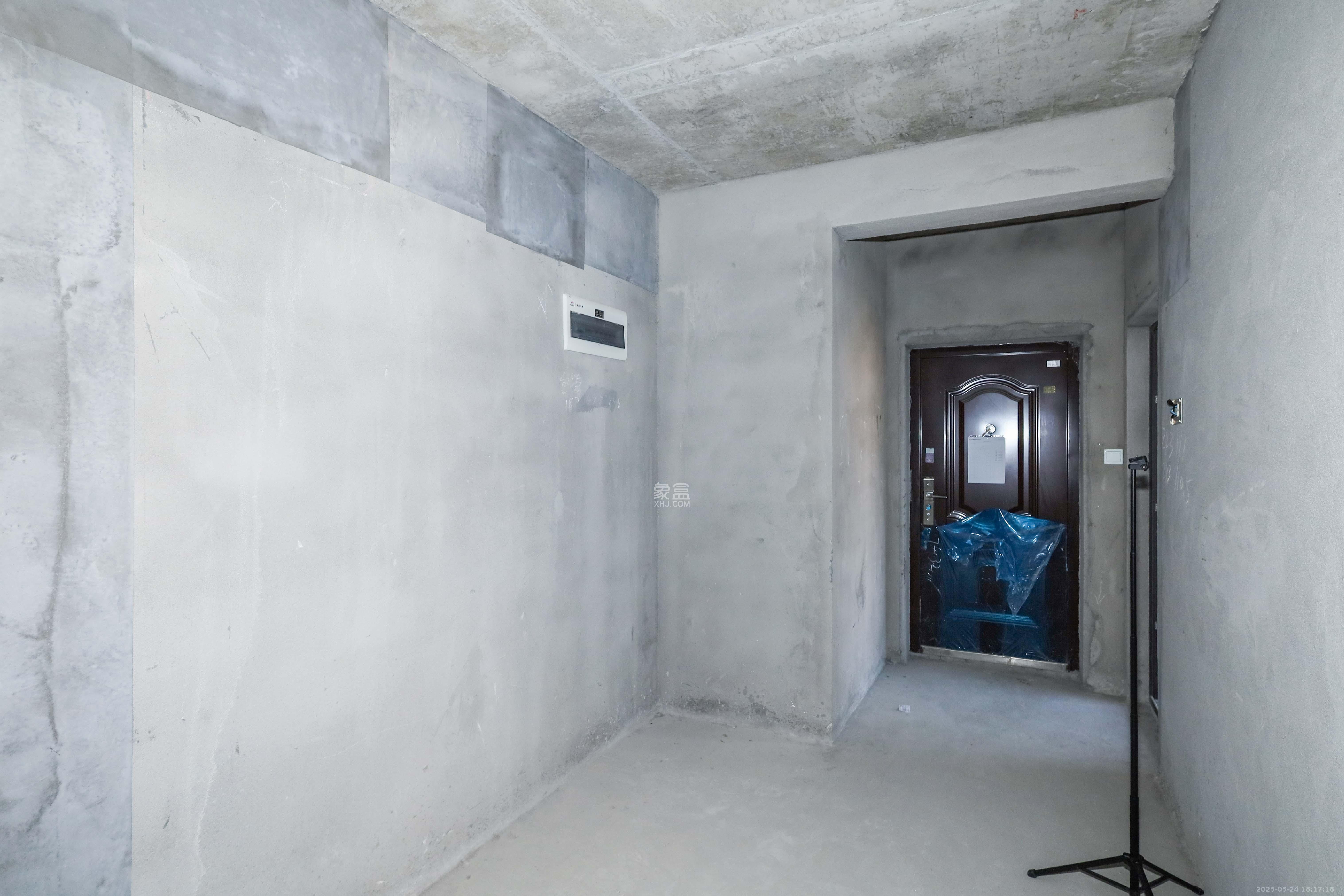 中国铁建梅溪青秀二期  4室2厅2卫   158.00万其他