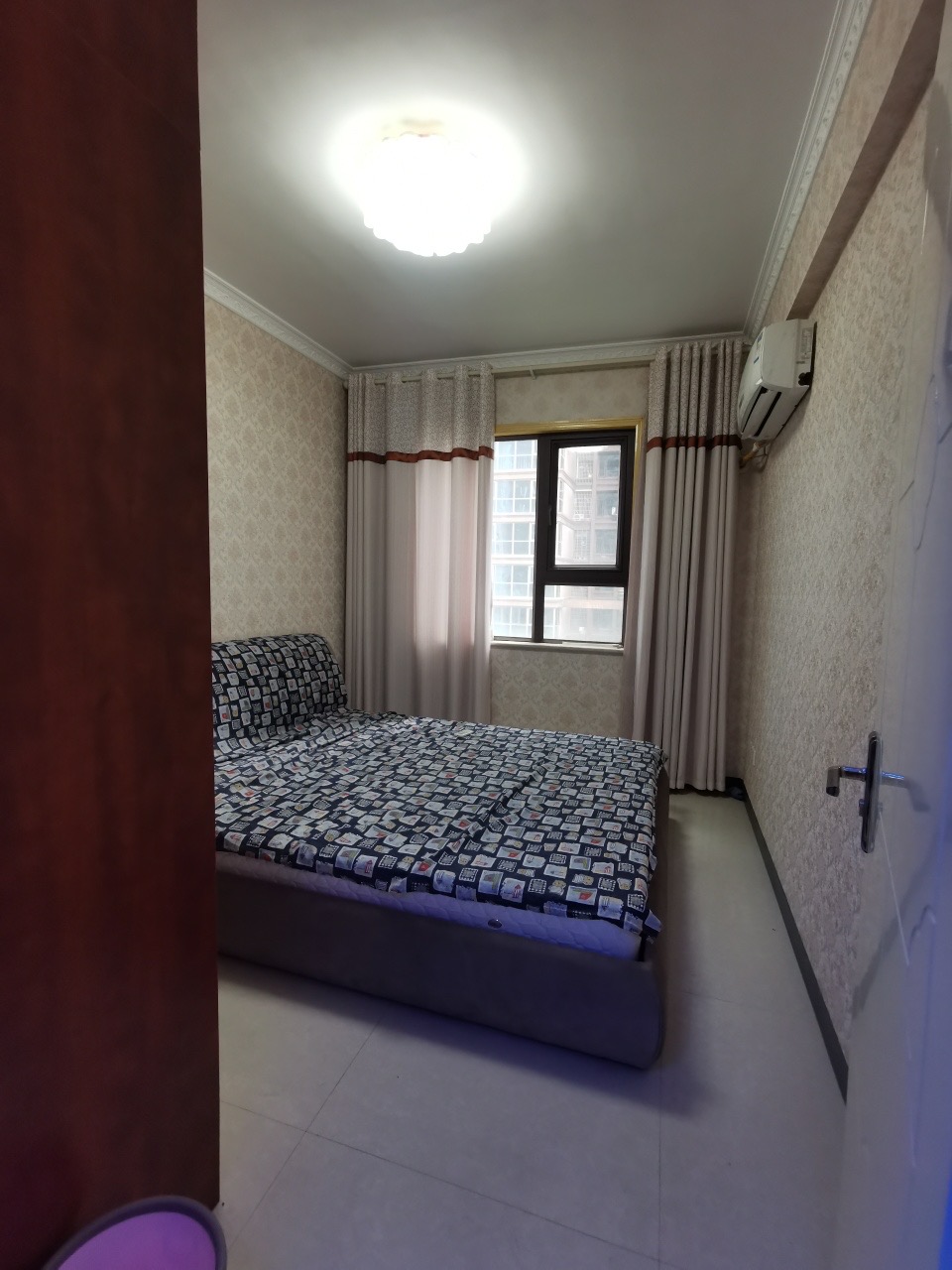 大同芙蓉 3室2厅2卫 88.0万 大同芙蓉 3室2厅2卫 88.0万客厅