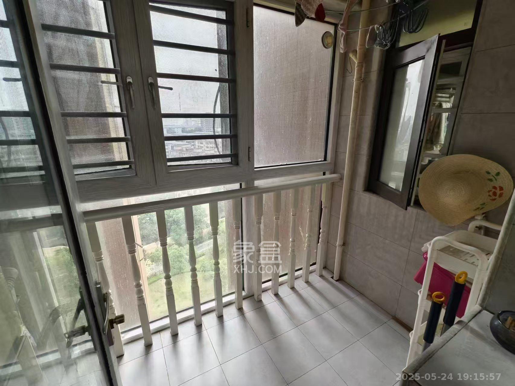 上园商住小区  1室0厅0卫   3380.00元/月室内图