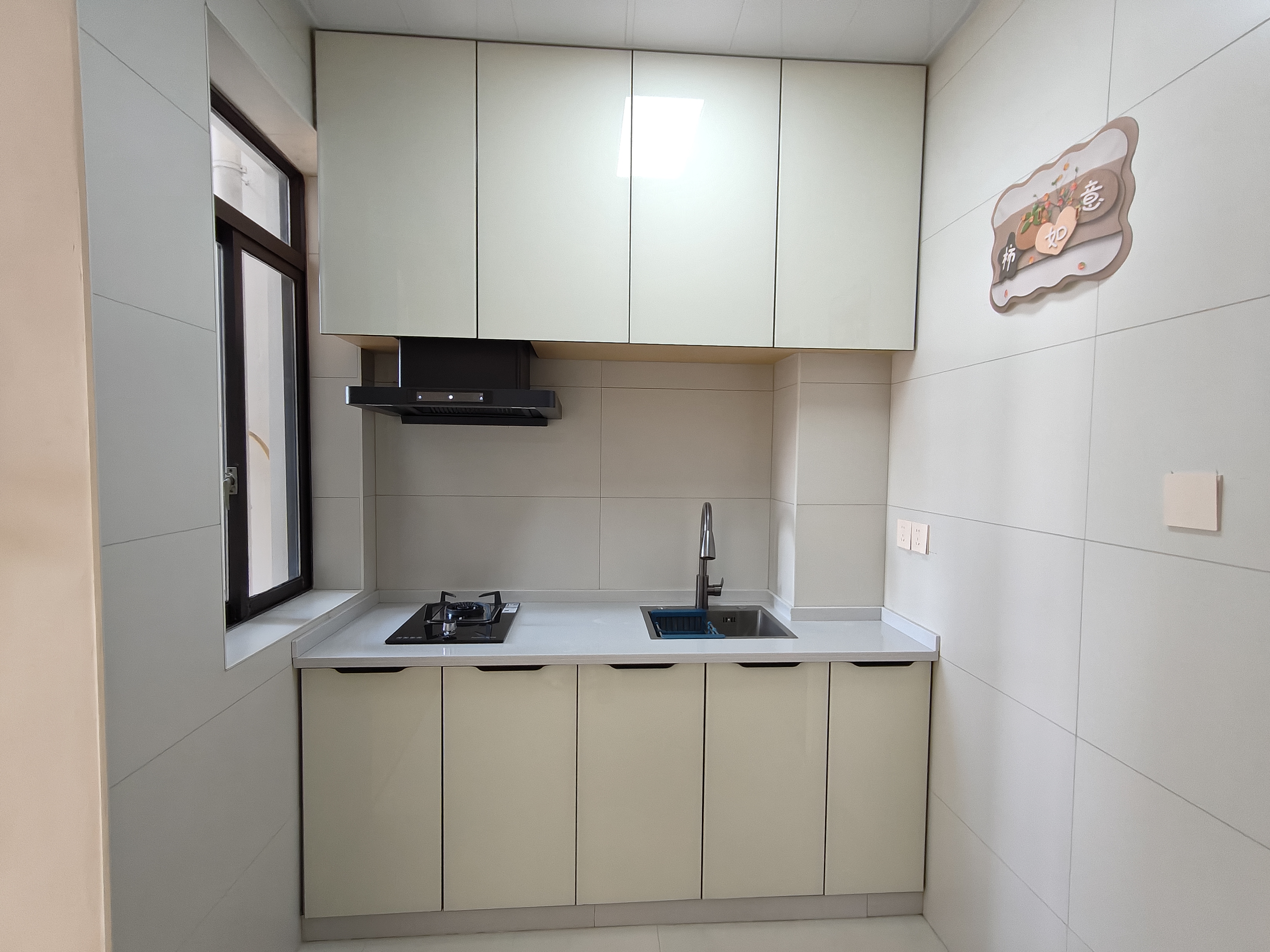 水岸春天  1室1厅1卫    26.8万 水岸春天  1室1厅1卫    26.8万室内图