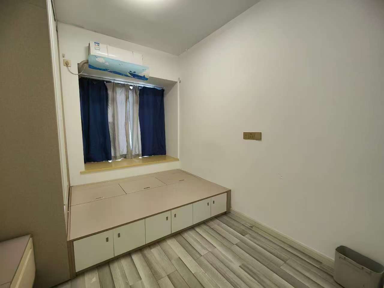 蓝溪谷  3室2厅2卫   70.00万室内图