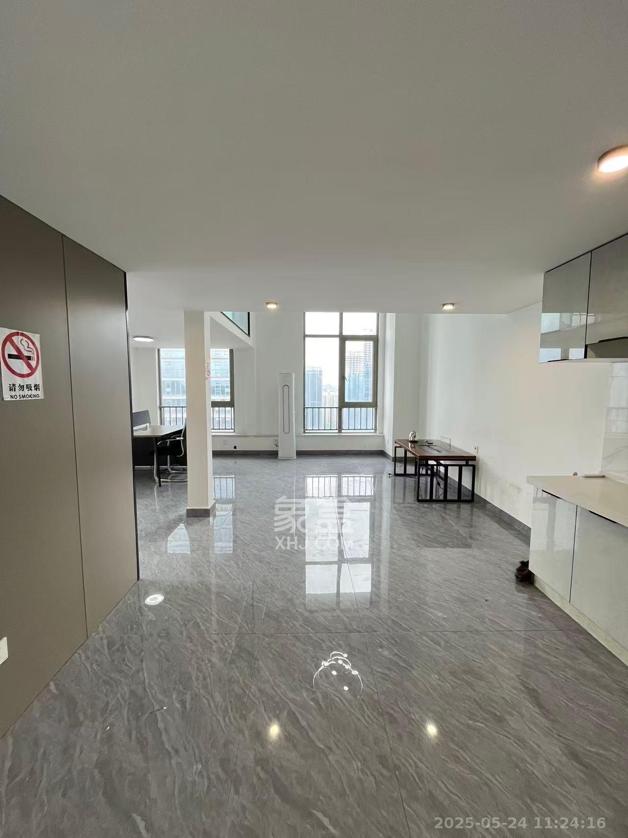 梅溪湖金茂湾 2室2厅1卫 2800.0元/月 梅溪湖金茂湾 2室2厅1卫 2800.0元/月室内图