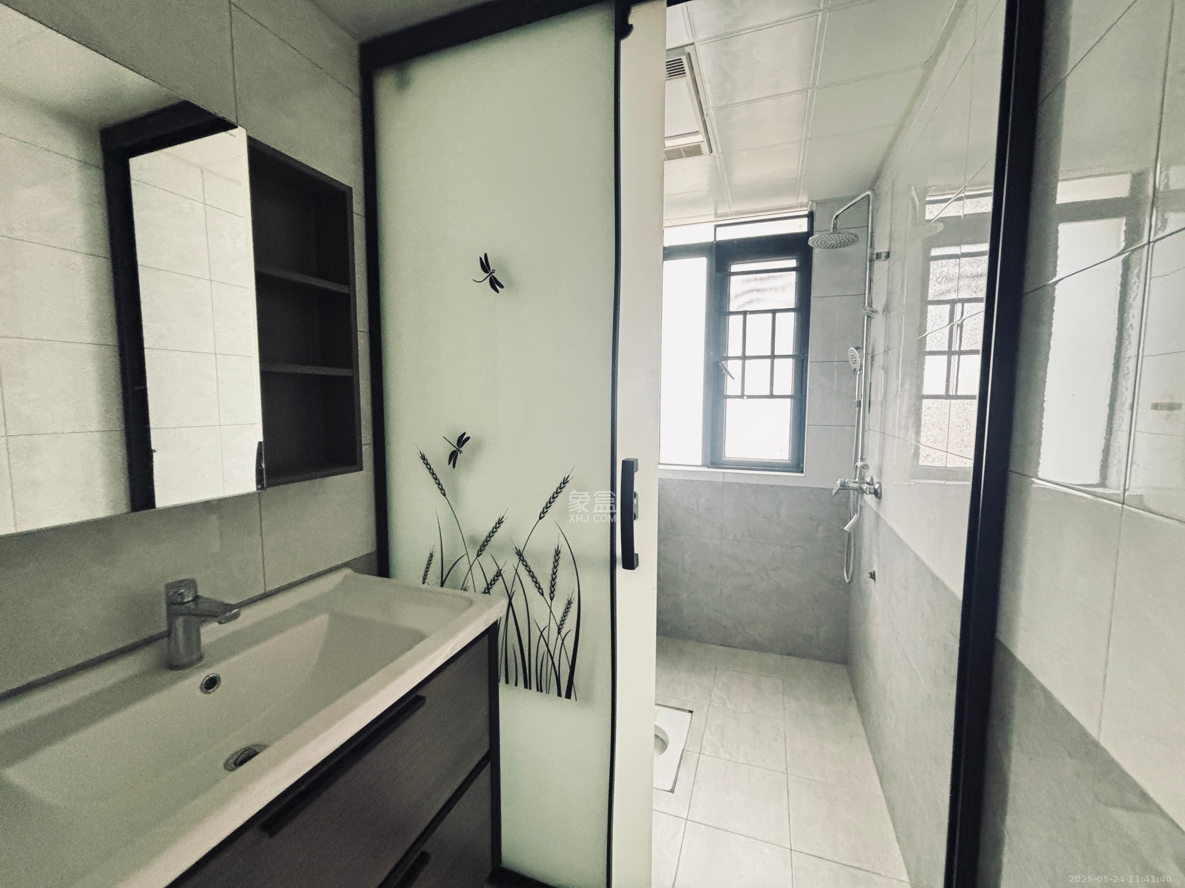 创元时代(成兴景苑) 4室2厅2卫 3000.0元/月 创元时代(成兴景苑) 4室2厅2卫 3000.0元/月室内图