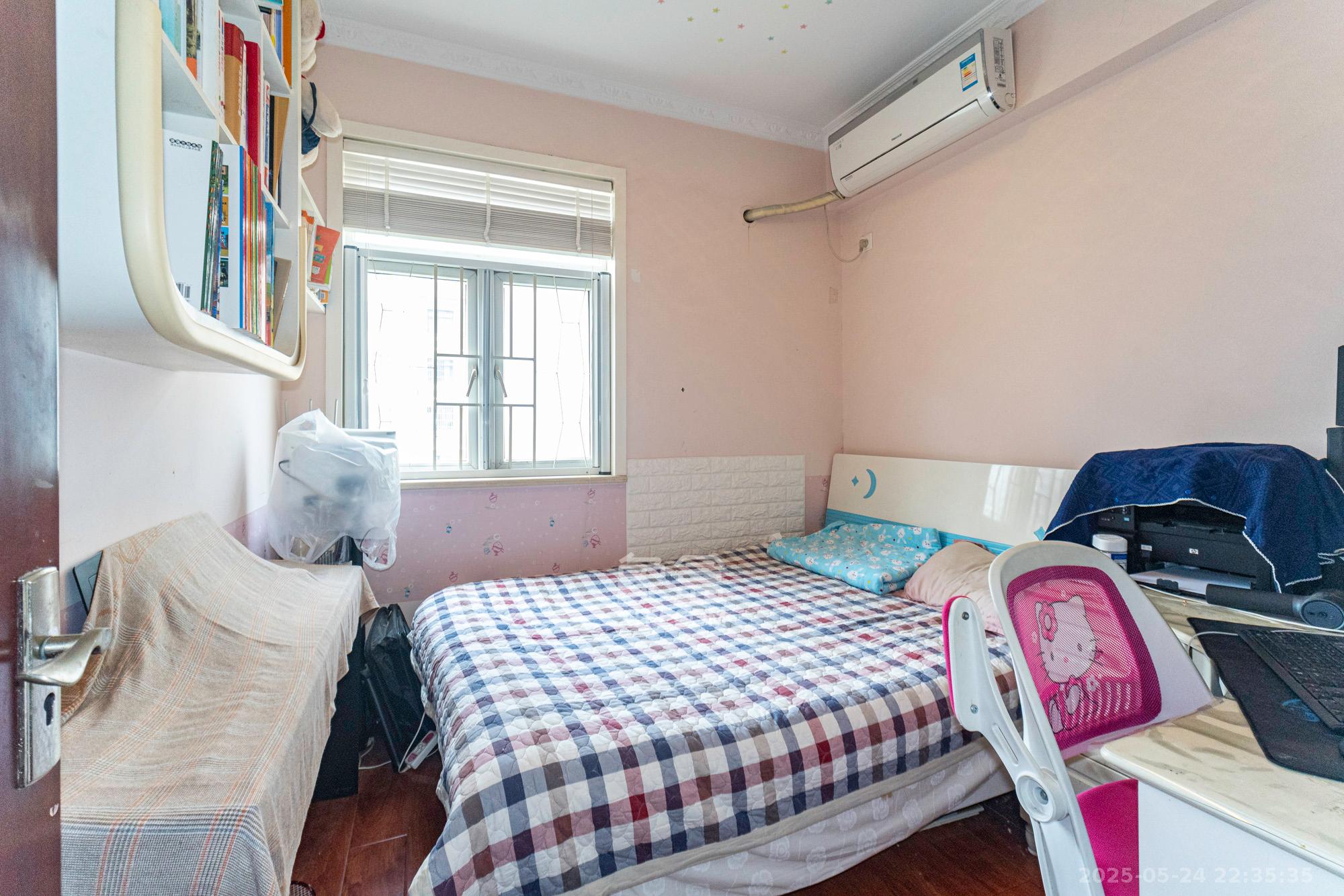 鹏基诺亚山林 3室2厅2卫 95.8万 鹏基诺亚山林 3室2厅2卫 95.8万卧室