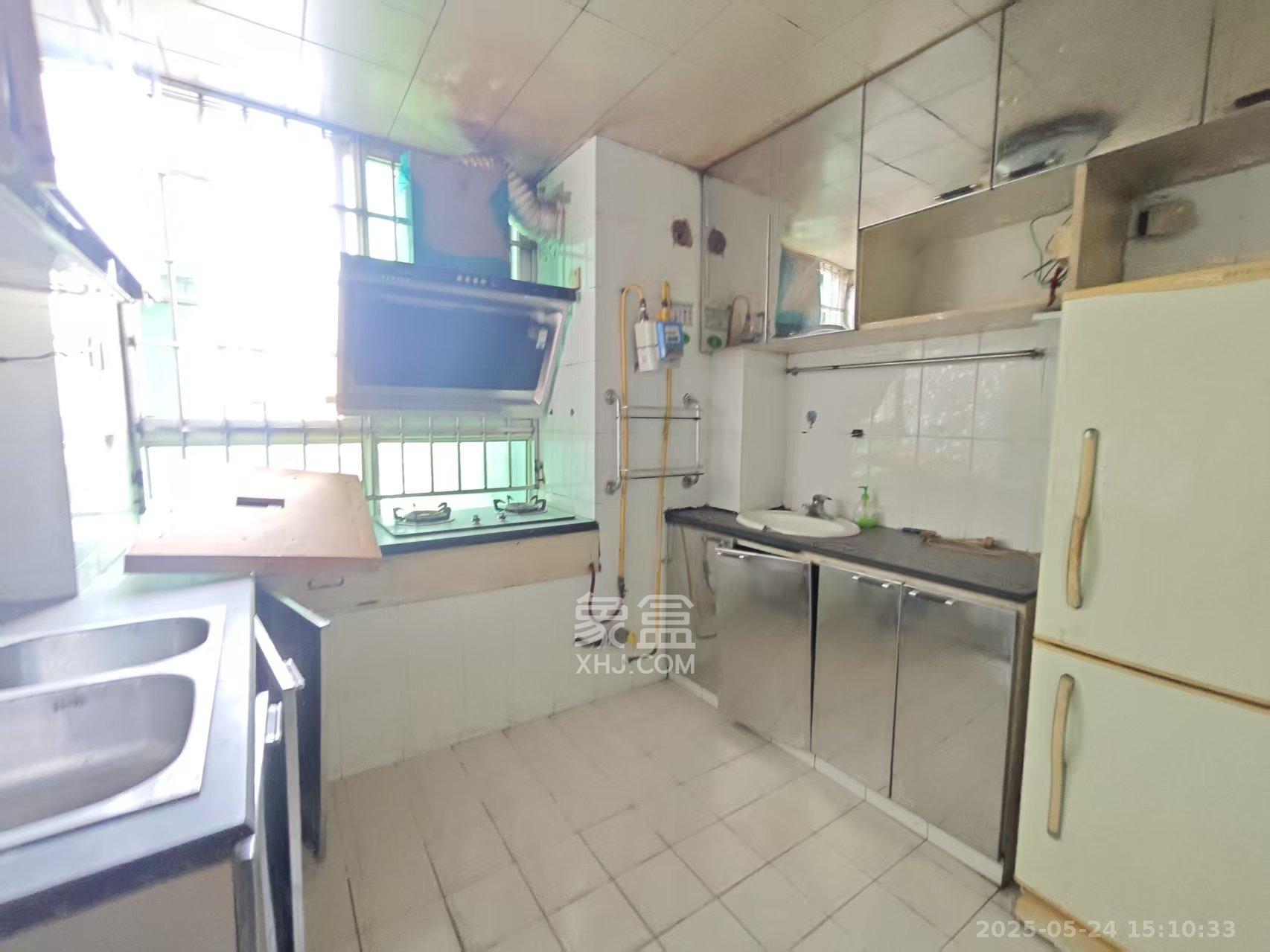 兴威名城 8室2厅1卫 4800.0元/月 兴威名城 8室2厅1卫 4800.0元/月室内图