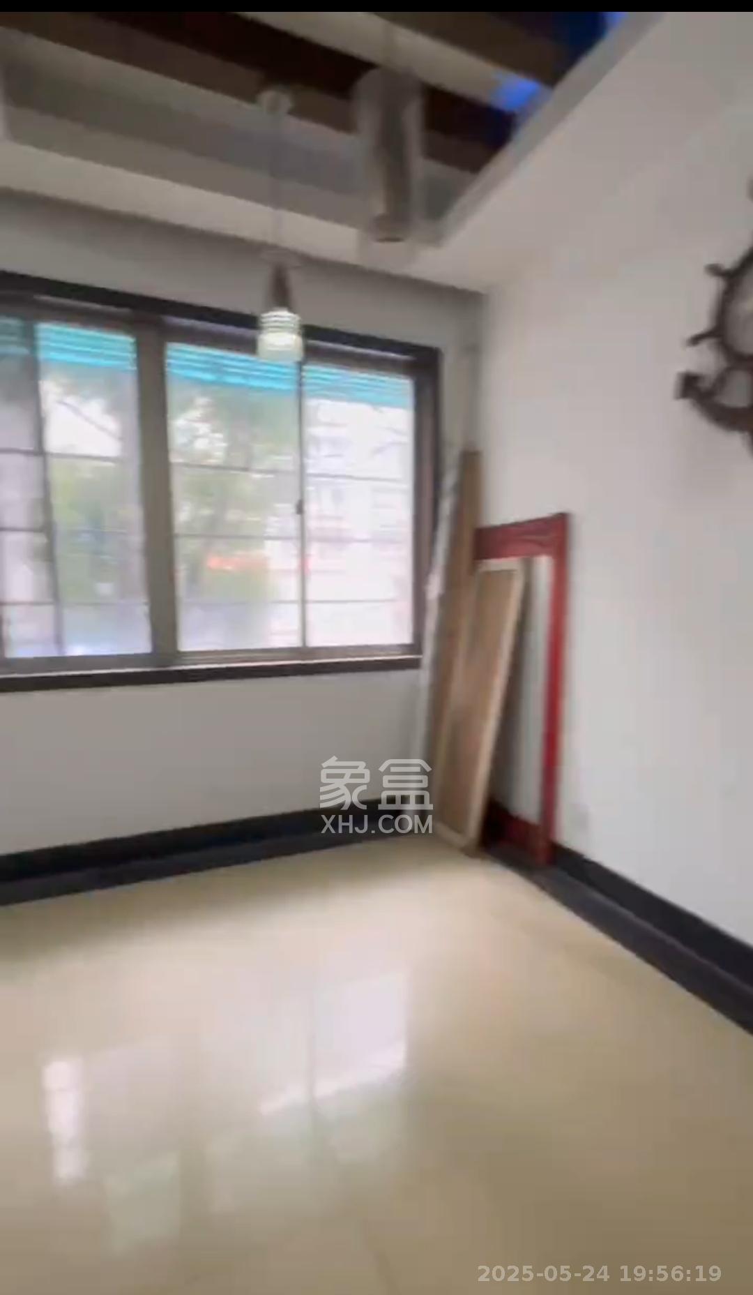 竹园公寓  3室2厅1卫   2800.00元/月室内图