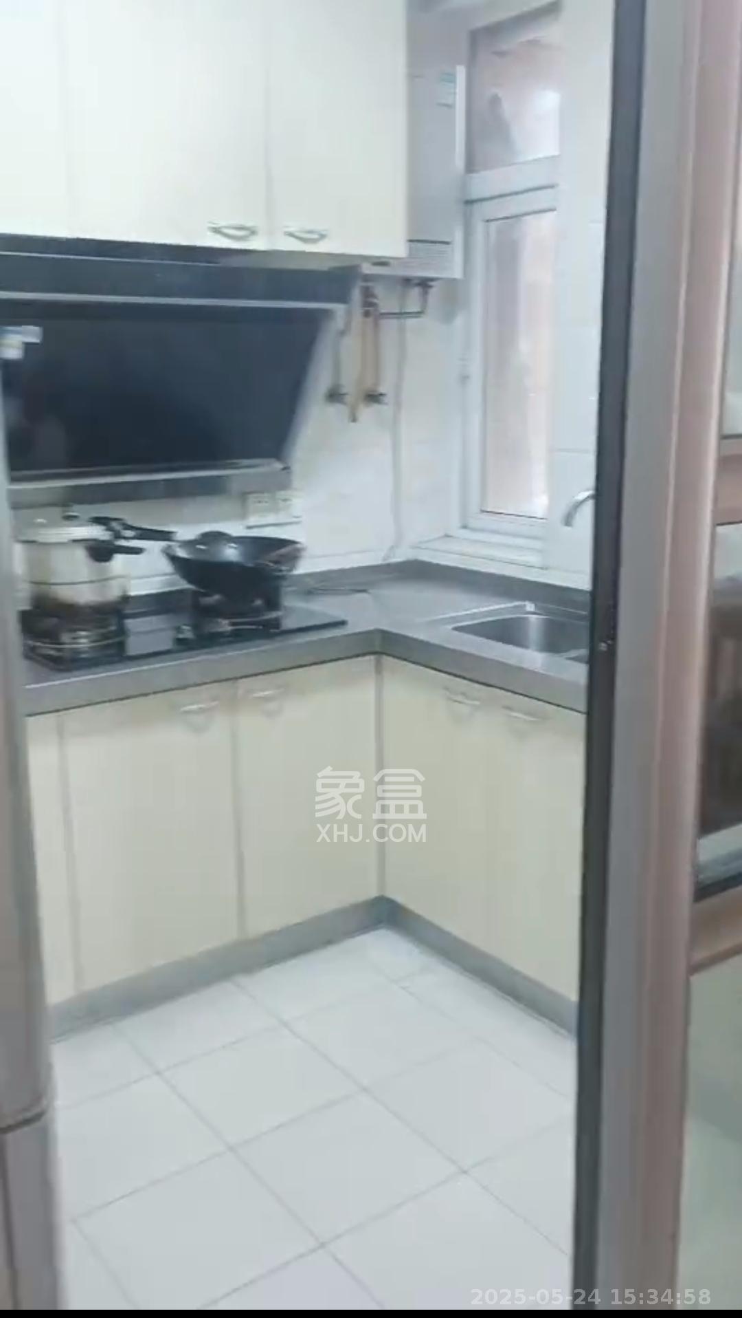 领东汇  3室2厅1卫   2100.00元/月室内图