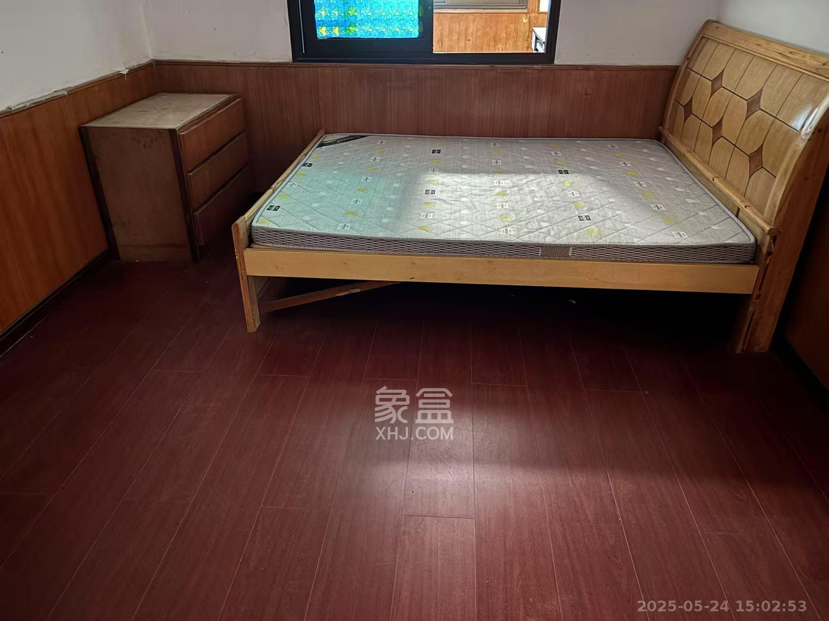 燕山街社区  2室2厅1卫   1300.00元/月室内图