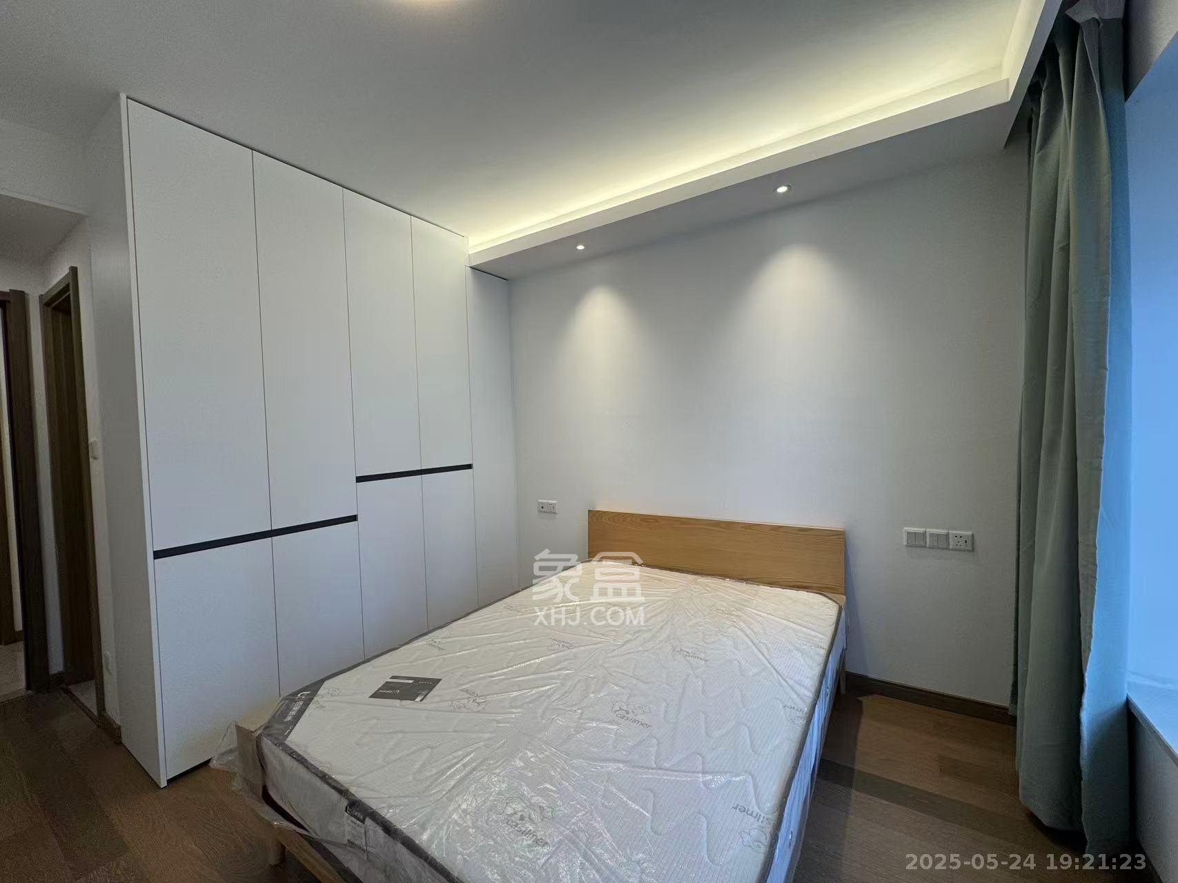 龙湖铂金中心(龙湖春江郦城)  3室1厅1卫    4000.0元/月 龙湖铂金中心(龙湖春江郦城)  3室1厅1卫    4000.0元/月室内图