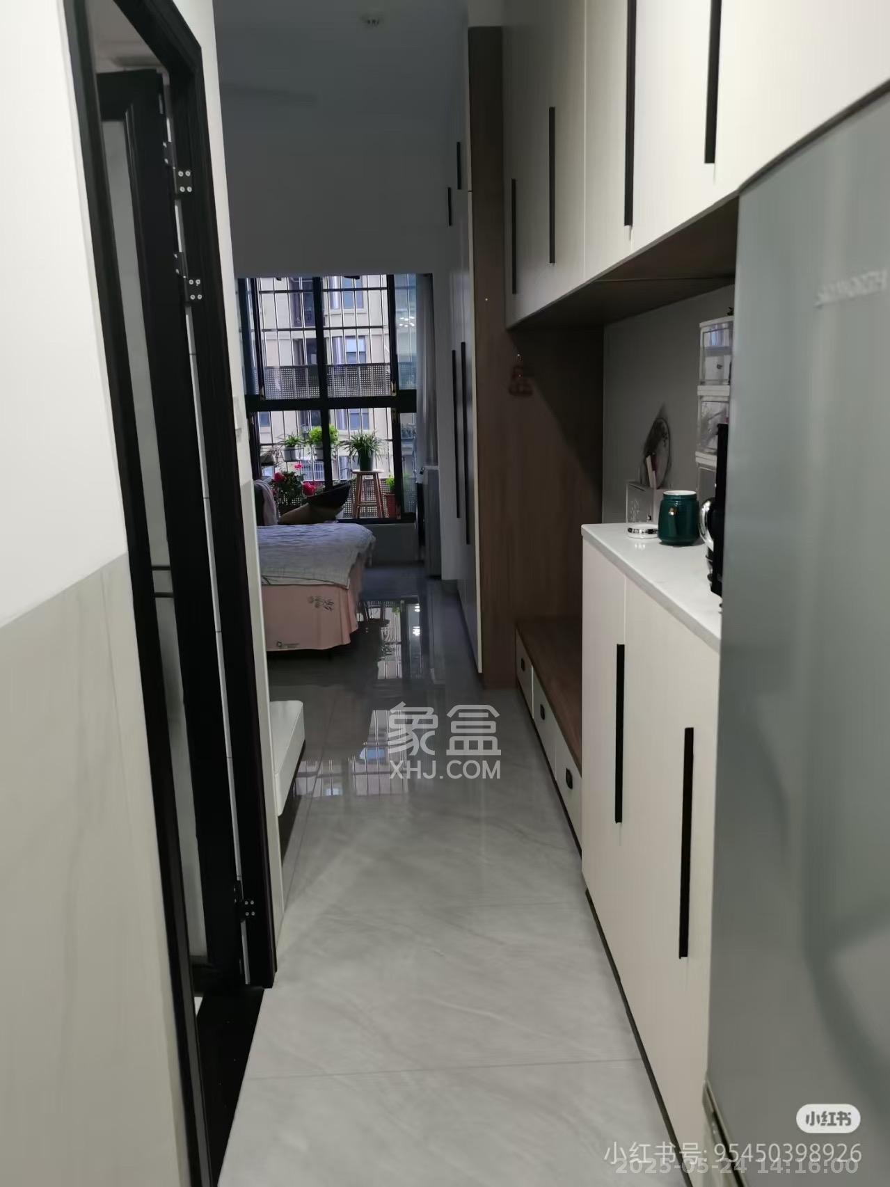 嘉雨兴园  1室1厅1卫   1800.00元/月室内图