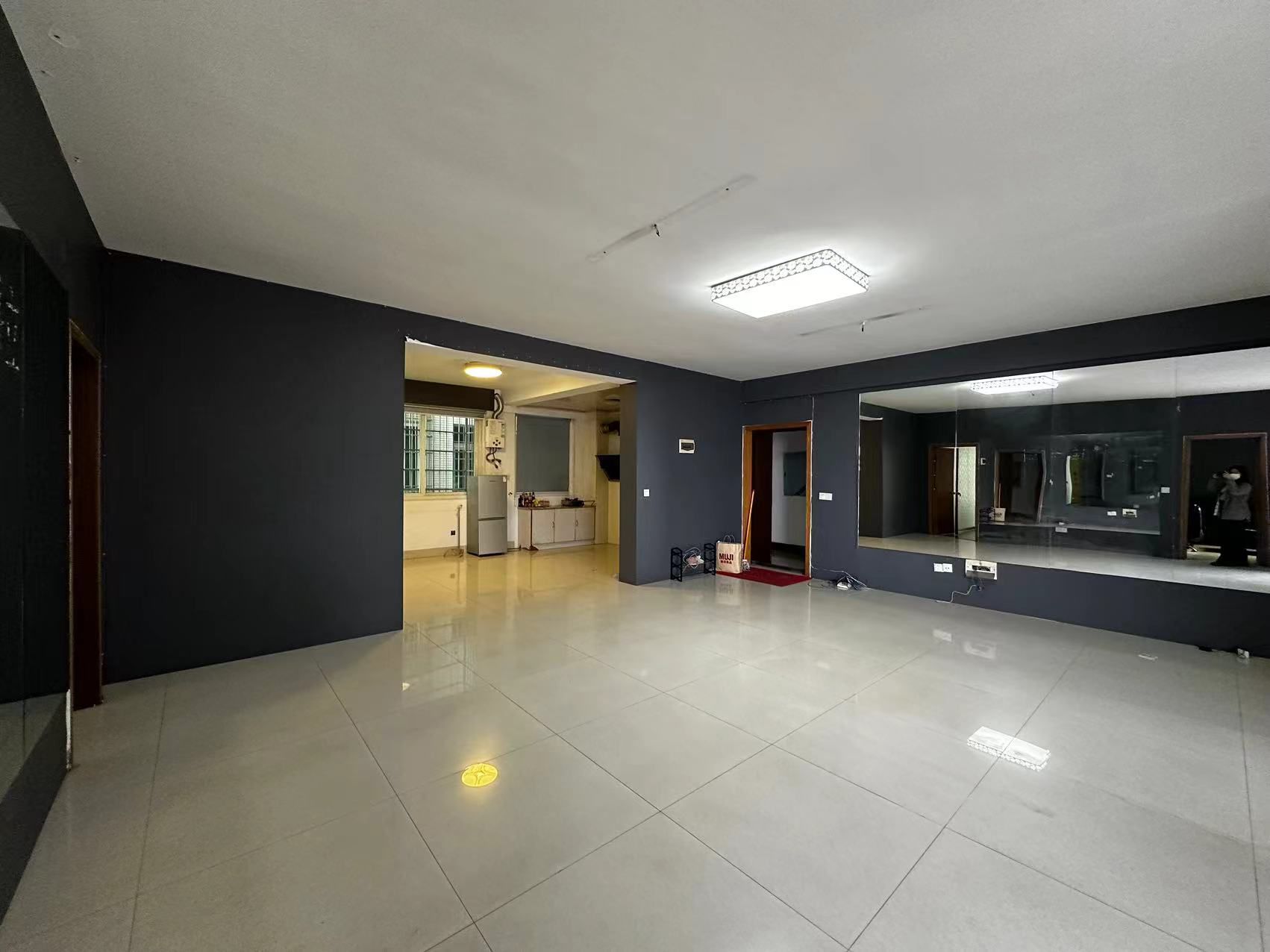 龙泉国际 3室2厅2卫 2000.0元/月 龙泉国际 3室2厅2卫 2000.0元/月室内图