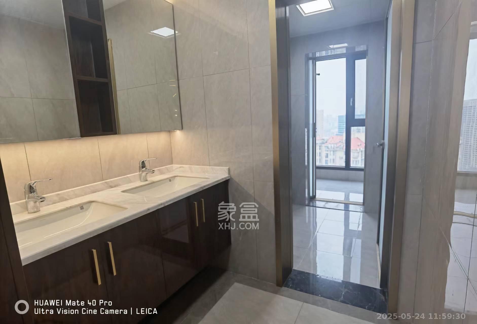 中建江山壹号  4室2厅2卫   15000.00元/月室内图