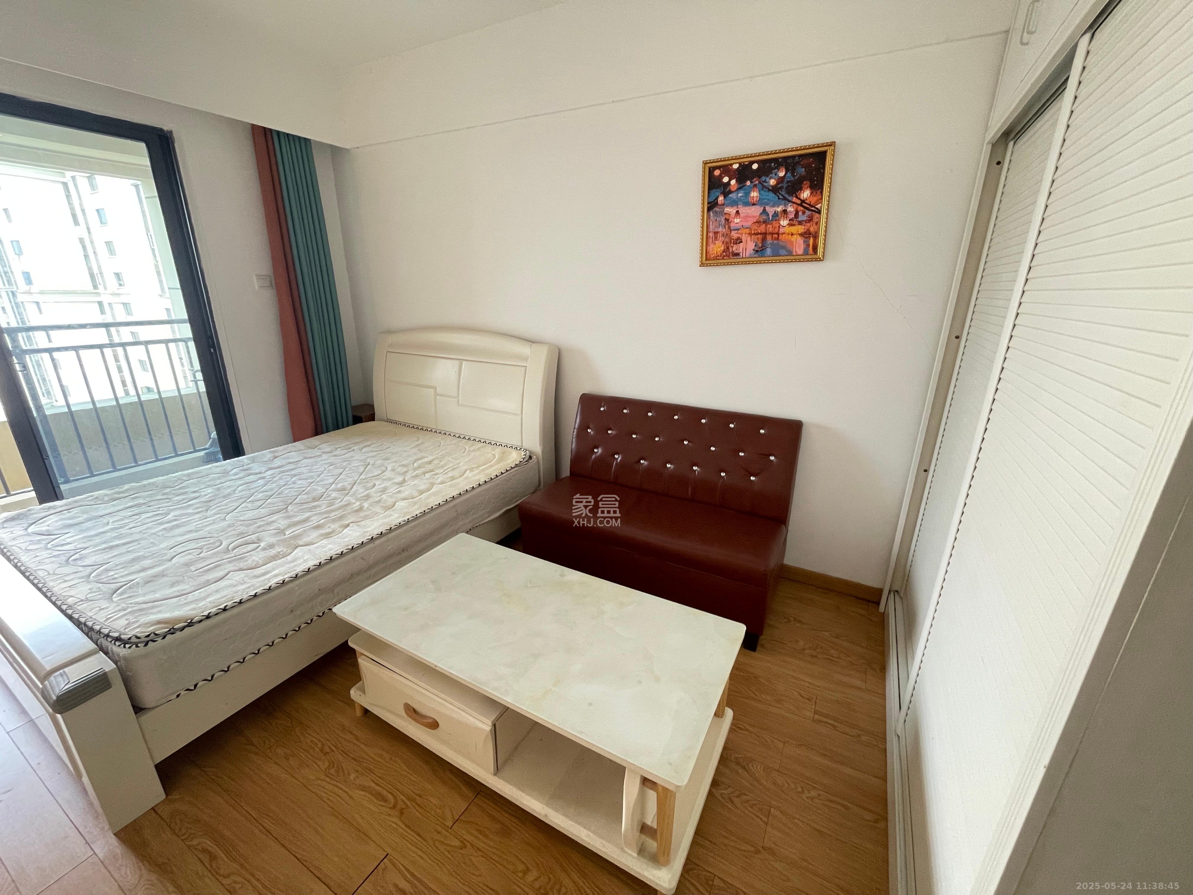 荣泰广场  1室1厅1卫   1300.00元/月室内图