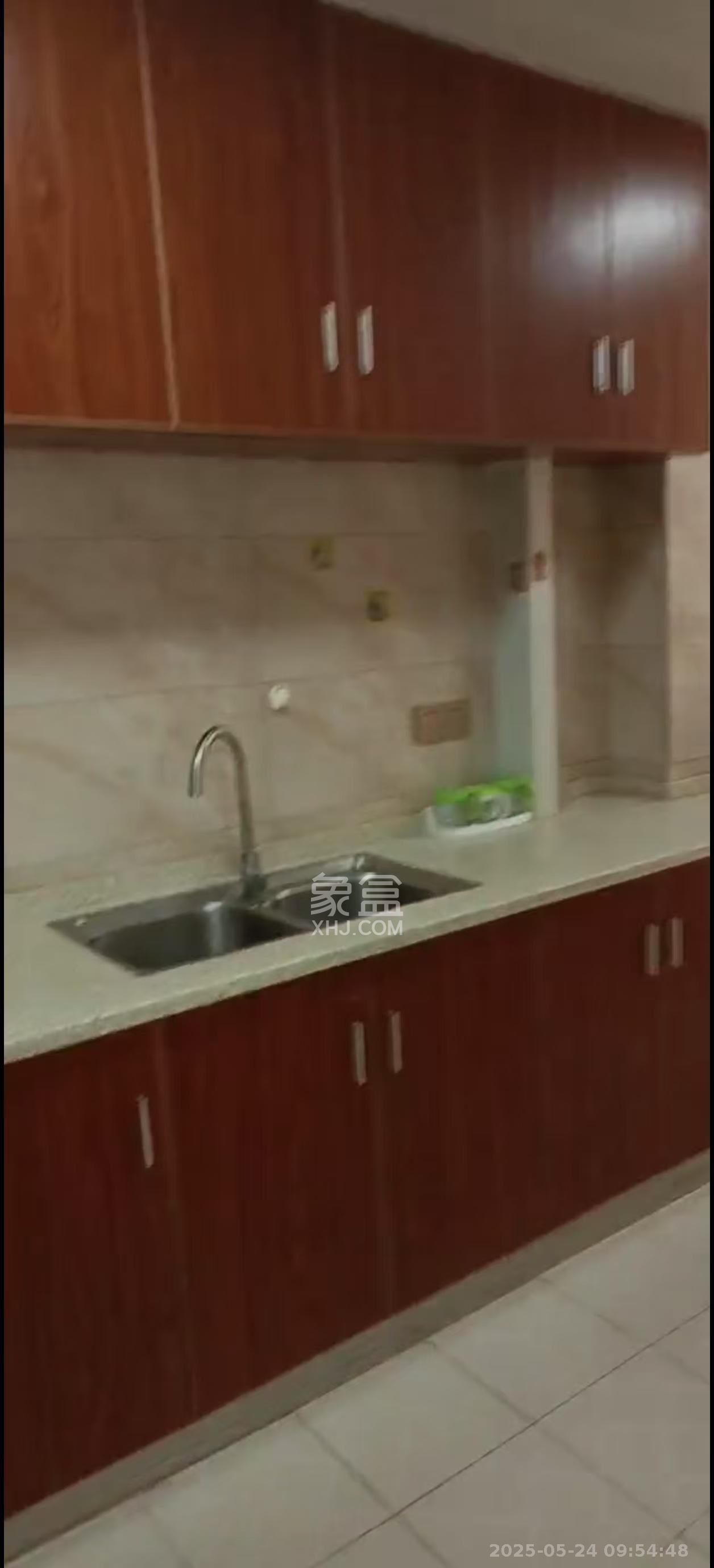 万里时代 2室1厅1卫 2500.0元/月 万里时代 2室1厅1卫 2500.0元/月室内图