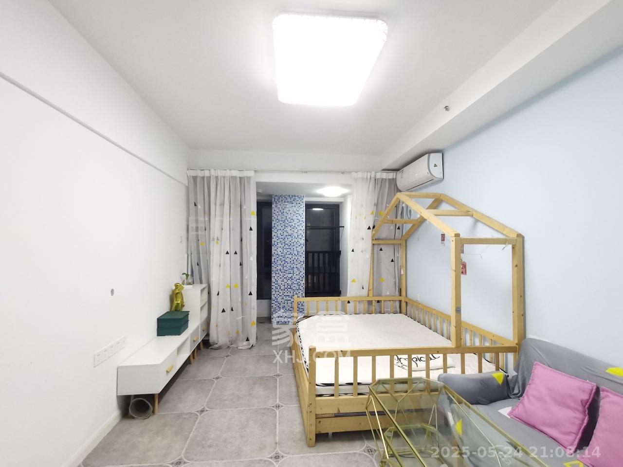 中建芙蓉嘉苑  1室1厅1卫   1200.00元/月室内图