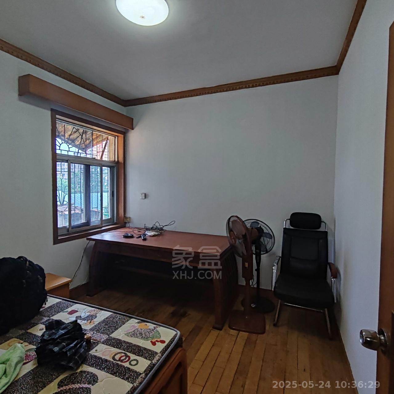 杉木塘生活区  3室2厅2卫   1100.00元/月室内图