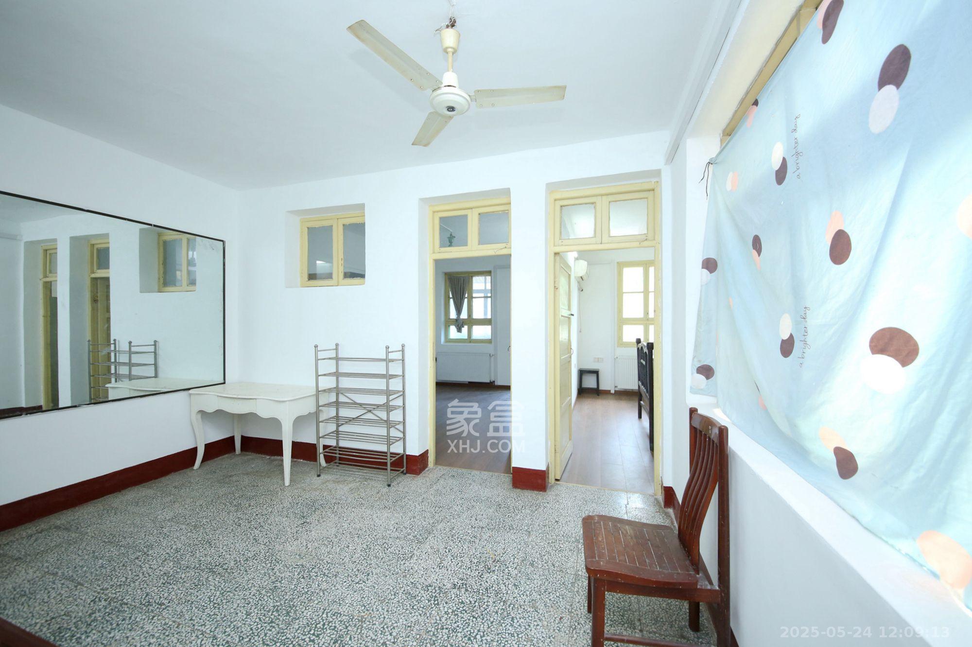 湖南省国防科技工业园(军工苑) 3室1厅1卫 2800.0元/月 湖南省国防科技工业园(军工苑) 3室1厅1卫 2800.0元/月室内图