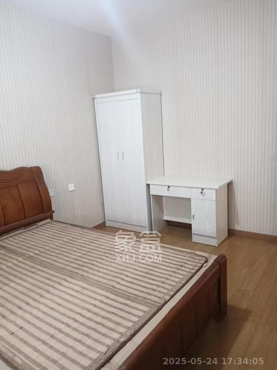 花样年华  2室2厅1卫    1000.0元/月 花样年华  2室2厅1卫    1000.0元/月室内图