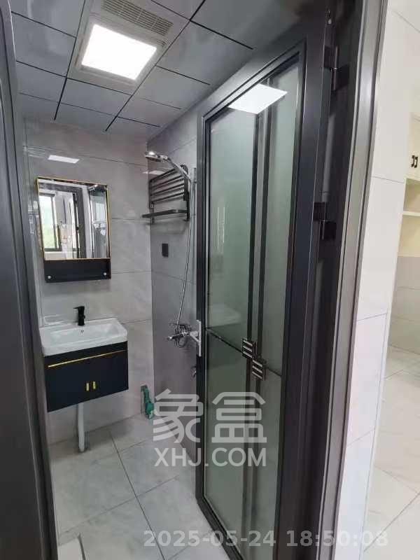 燕珑新寓  1室1厅1卫   1600.00元/月室内图