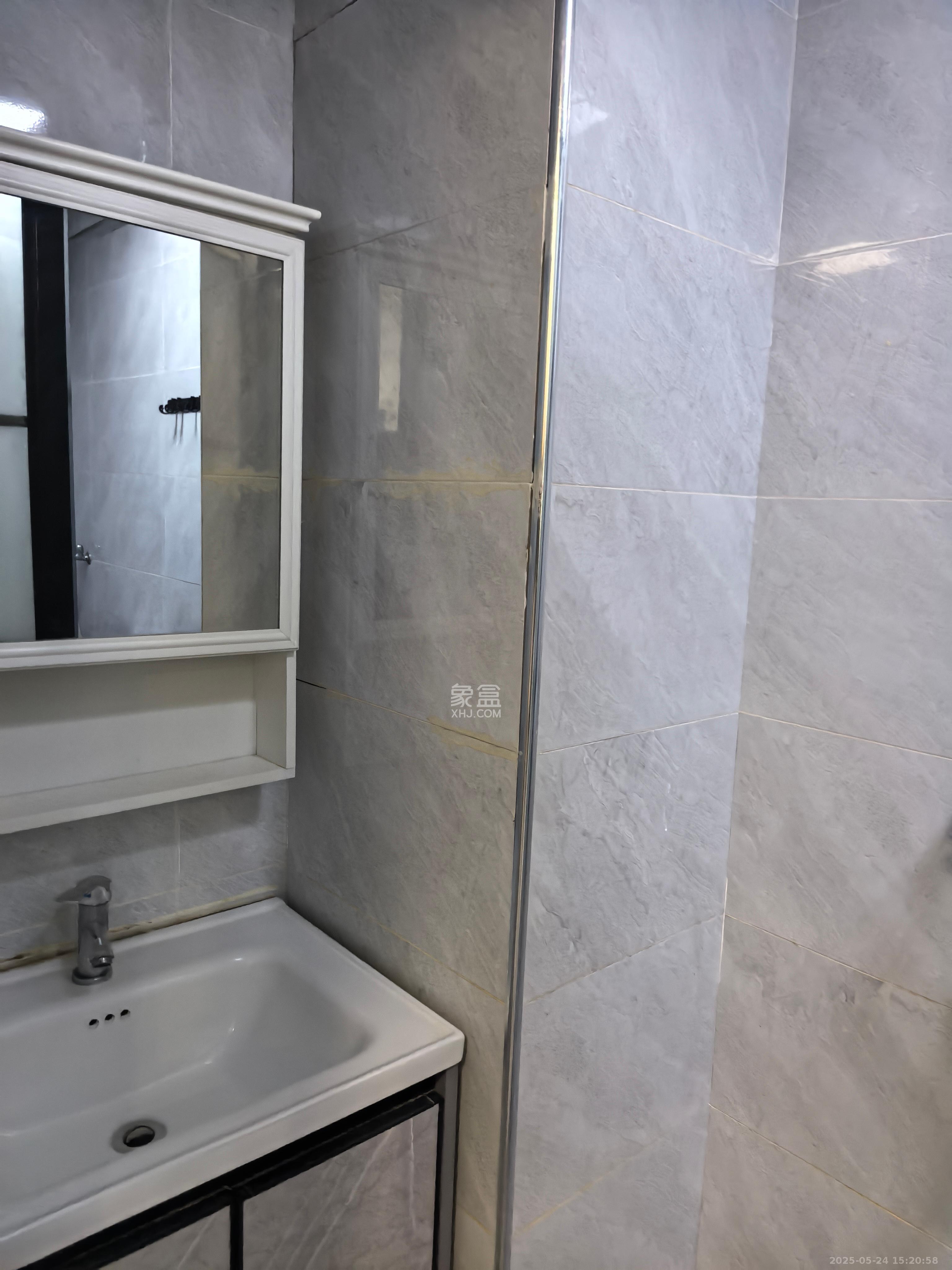 复地星光天地 1室0厅0卫 1800.0元/月 复地星光天地 1室0厅0卫 1800.0元/月室内图