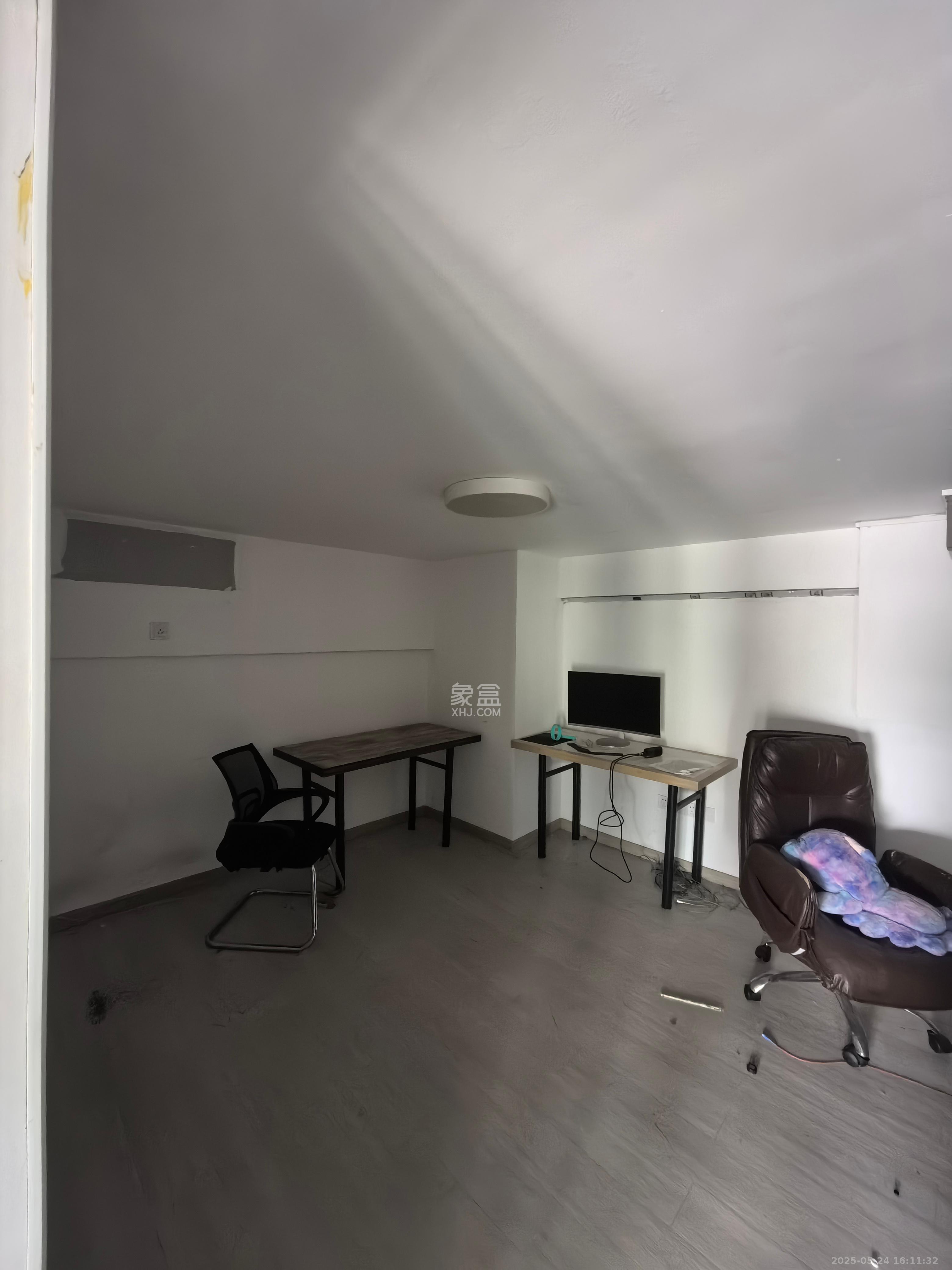 华润置地广场二期 2室0厅0卫 6000.0元/月 华润置地广场二期 2室0厅0卫 6000.0元/月室内图