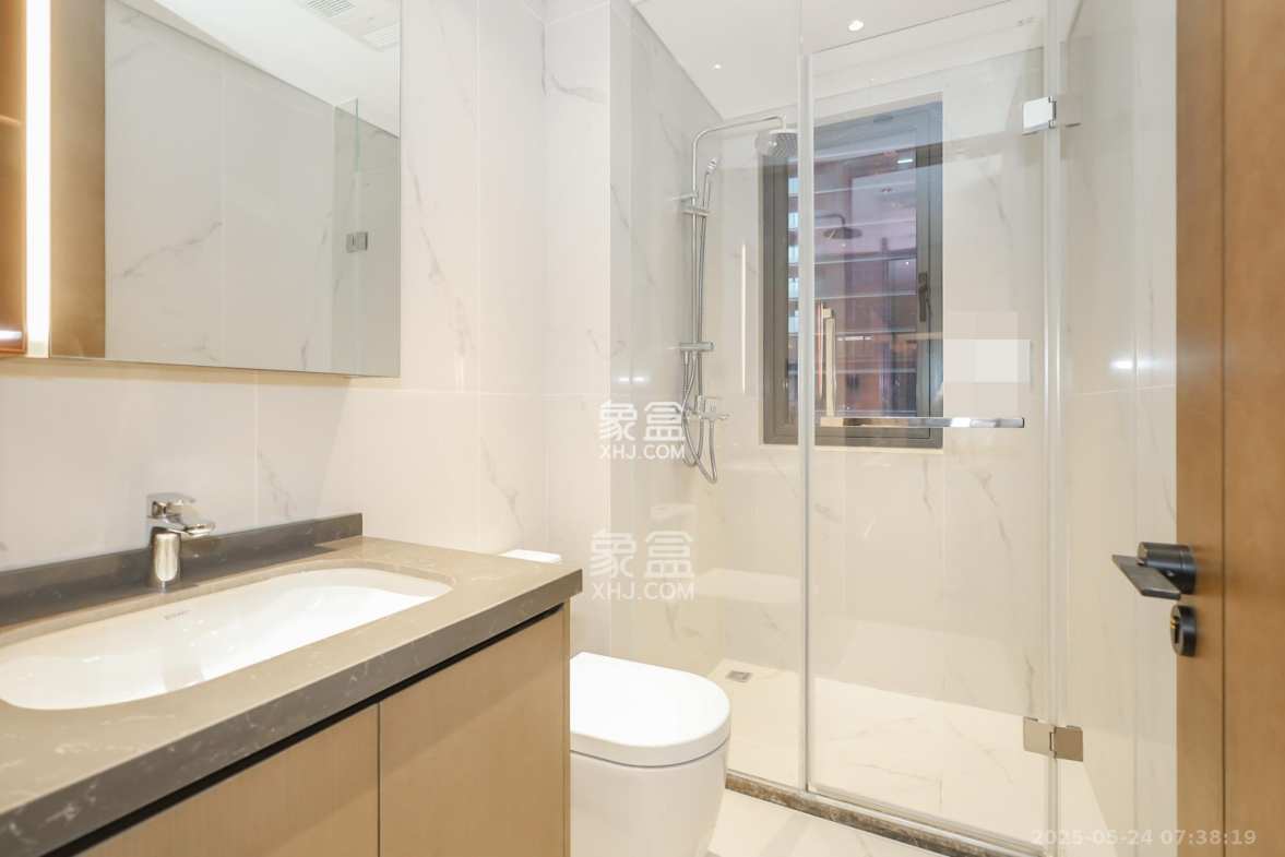 长沙悦府(华润万象城)  4室2厅3卫    13800.0元/月 长沙悦府(华润万象城)  4室2厅3卫    13800.0元/月室内图