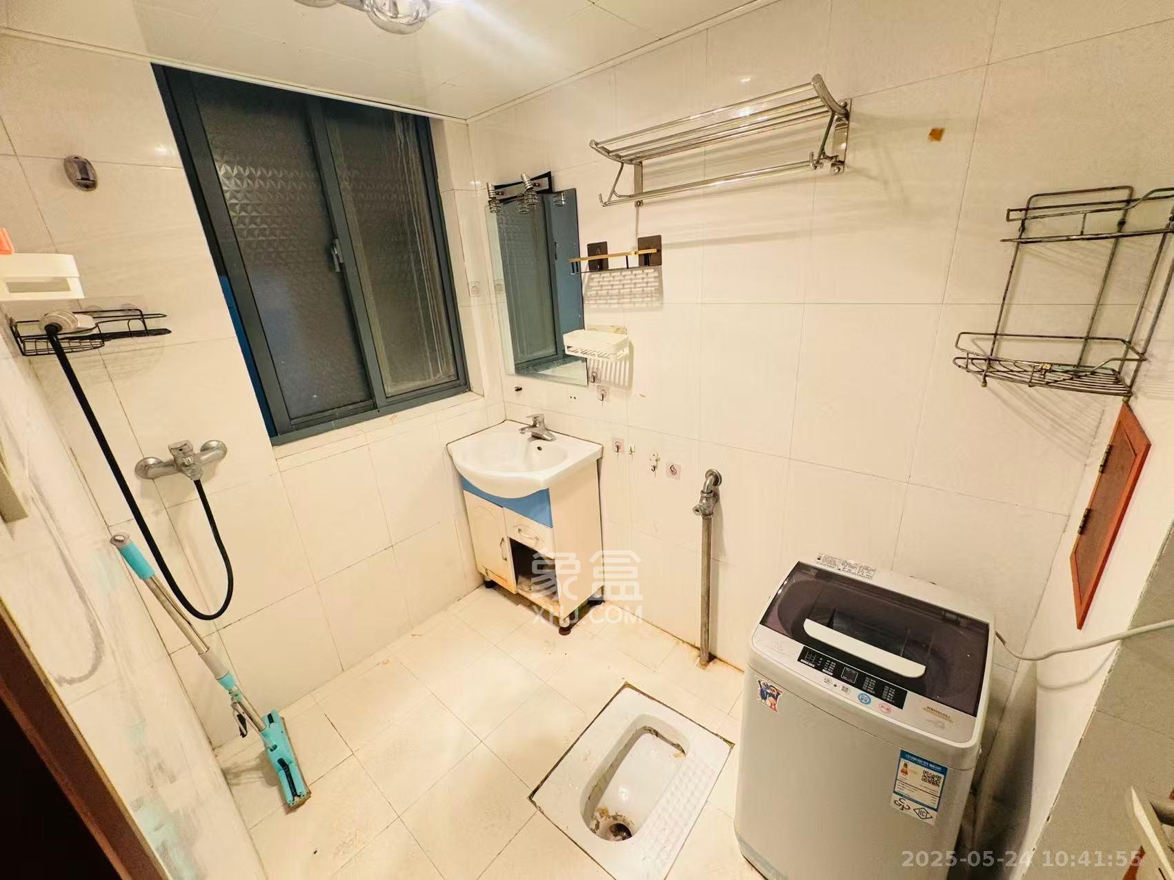 欧园 1室1厅1卫 1800.0元/月 欧园 1室1厅1卫 1800.0元/月室内图