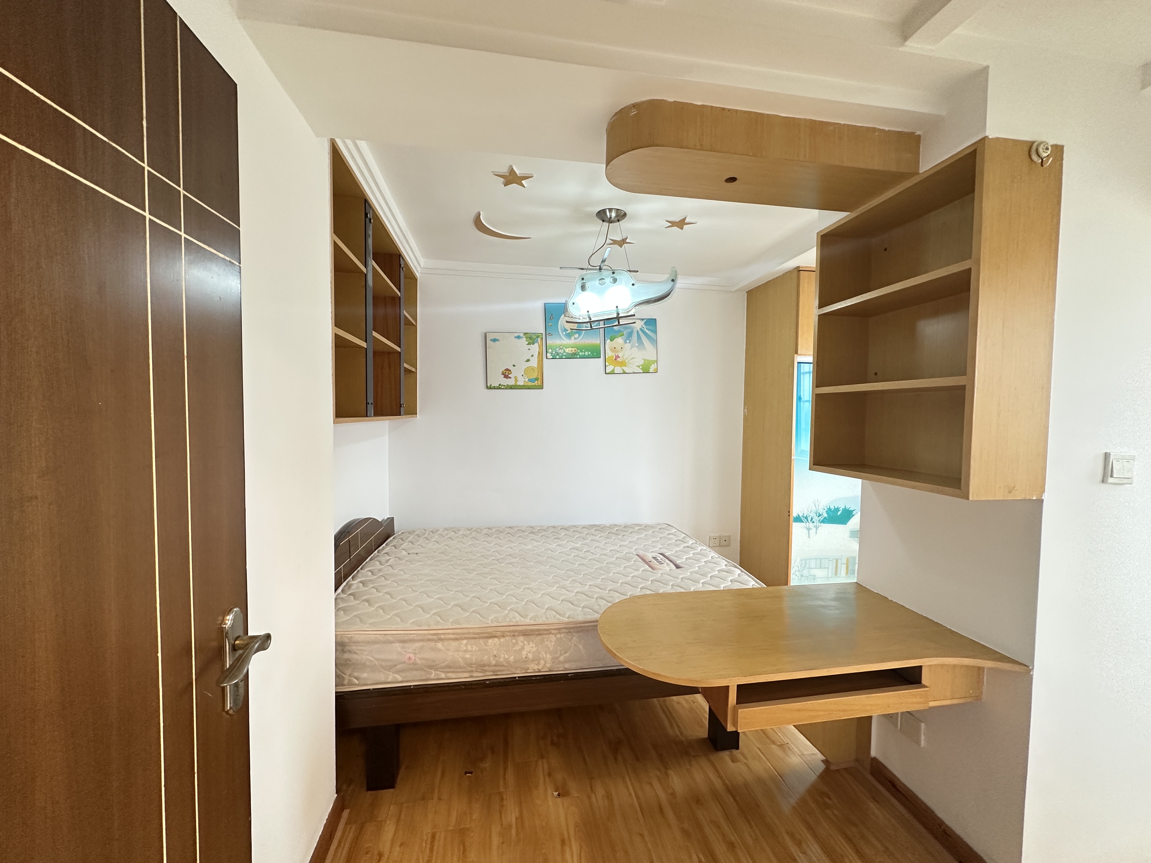 金领国际 3室2厅1卫 2000.0元/月 金领国际 3室2厅1卫 2000.0元/月室内图