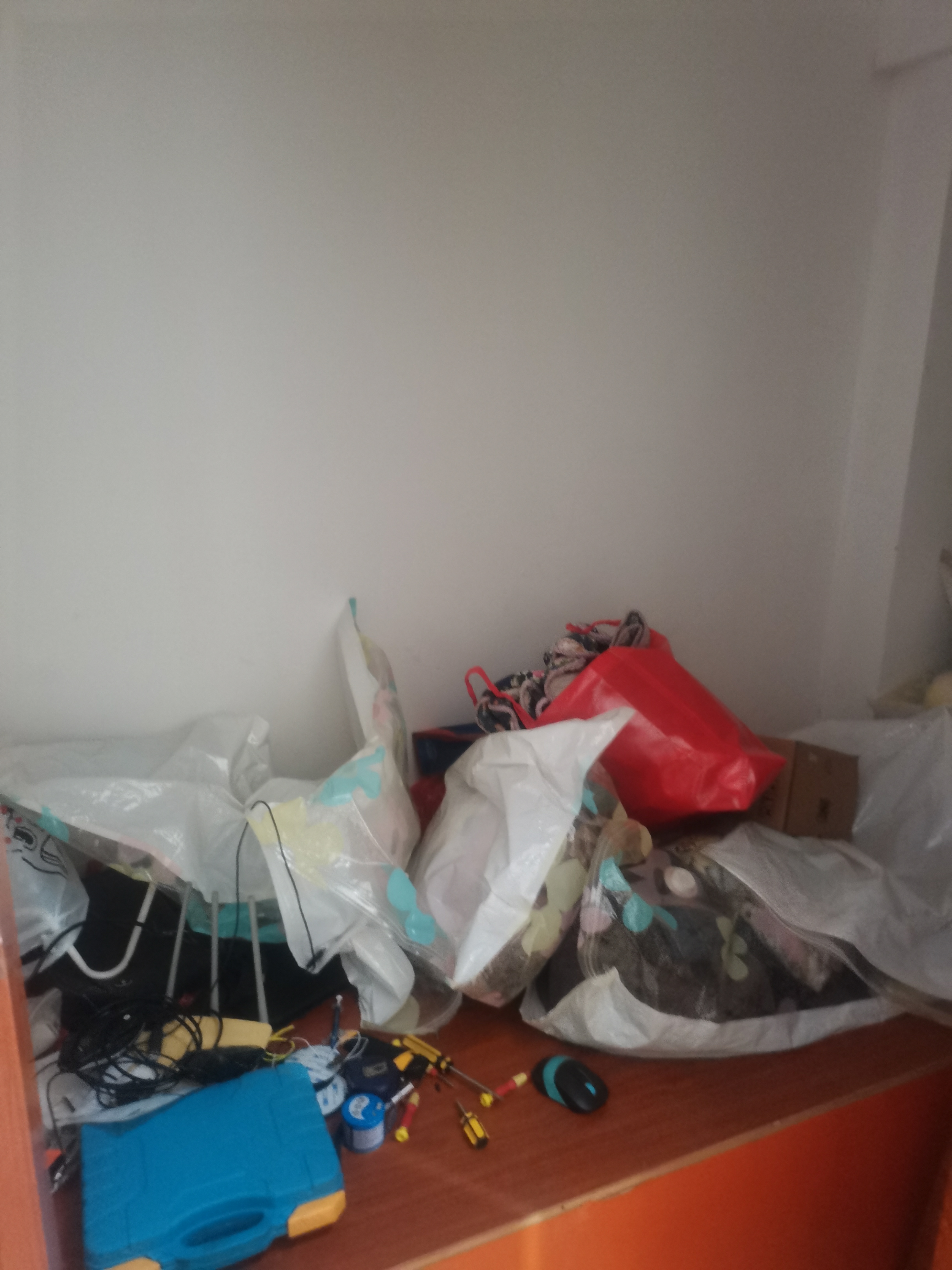 东方金林 3室1厅1卫 26.0万 东方金林 3室1厅1卫 26.0万客厅