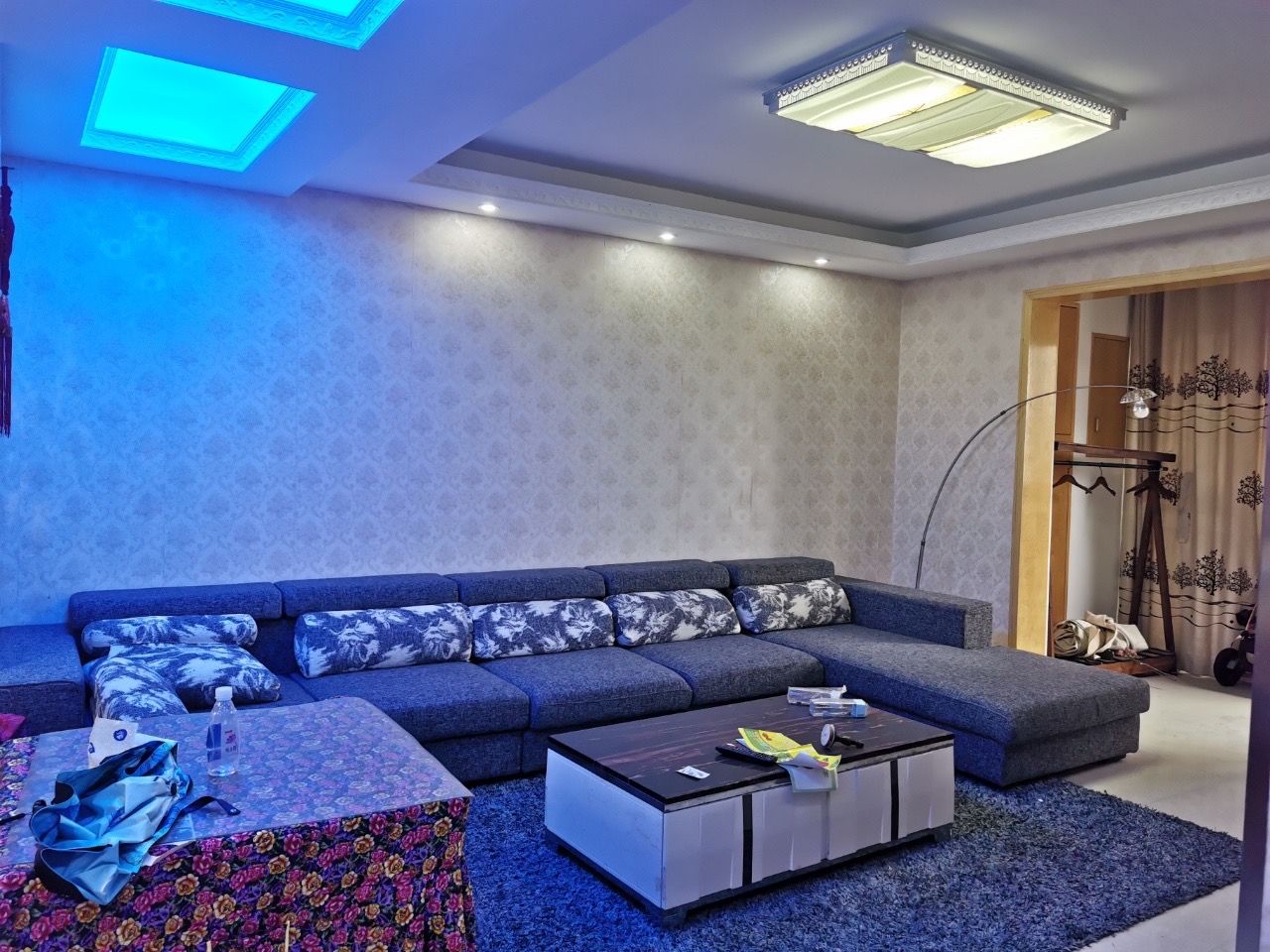 大同芙蓉 3室2厅2卫 88.0万 大同芙蓉 3室2厅2卫 88.0万客厅