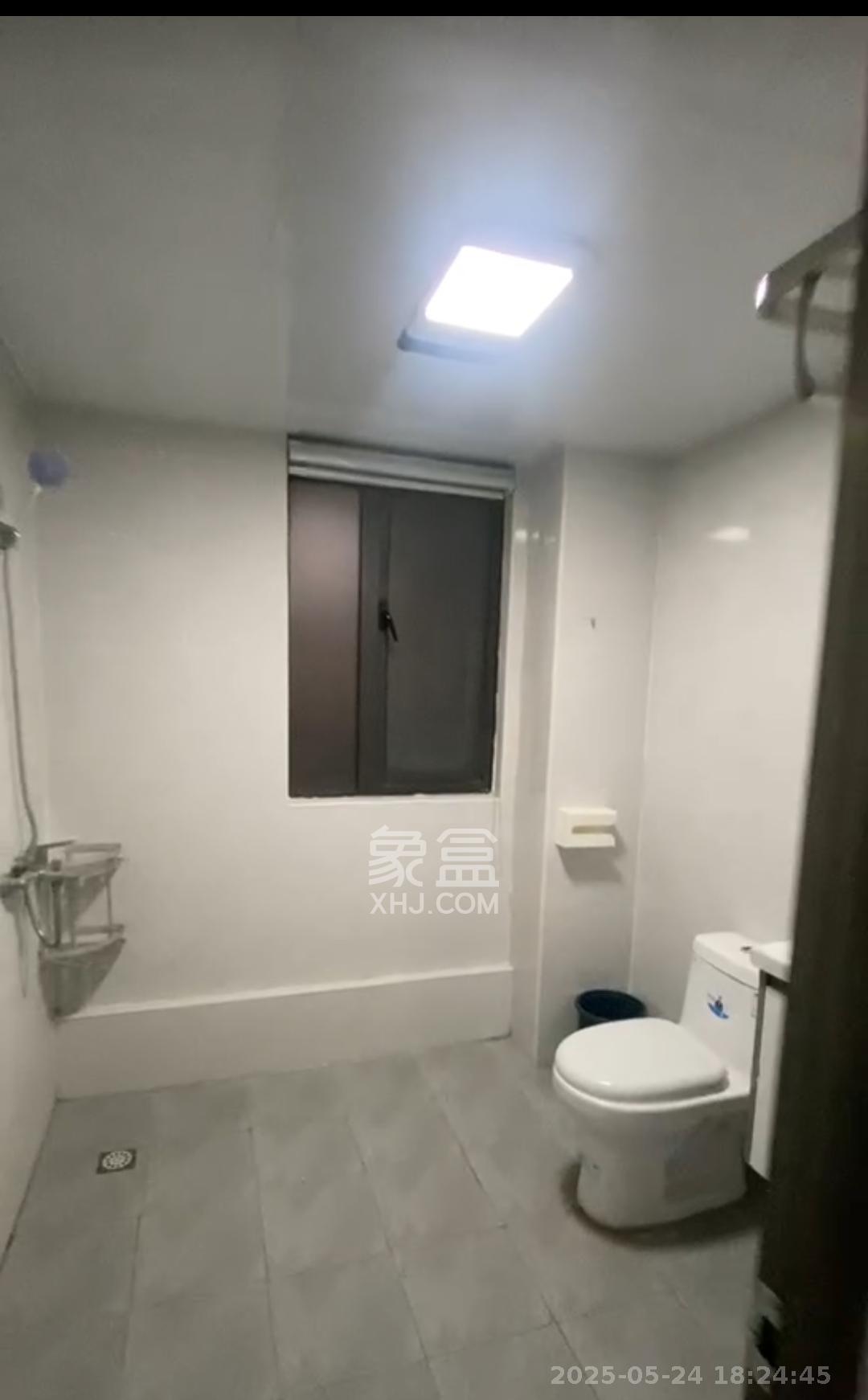 东合新苑 3室2厅2卫 2500.0元/月 东合新苑 3室2厅2卫 2500.0元/月室内图