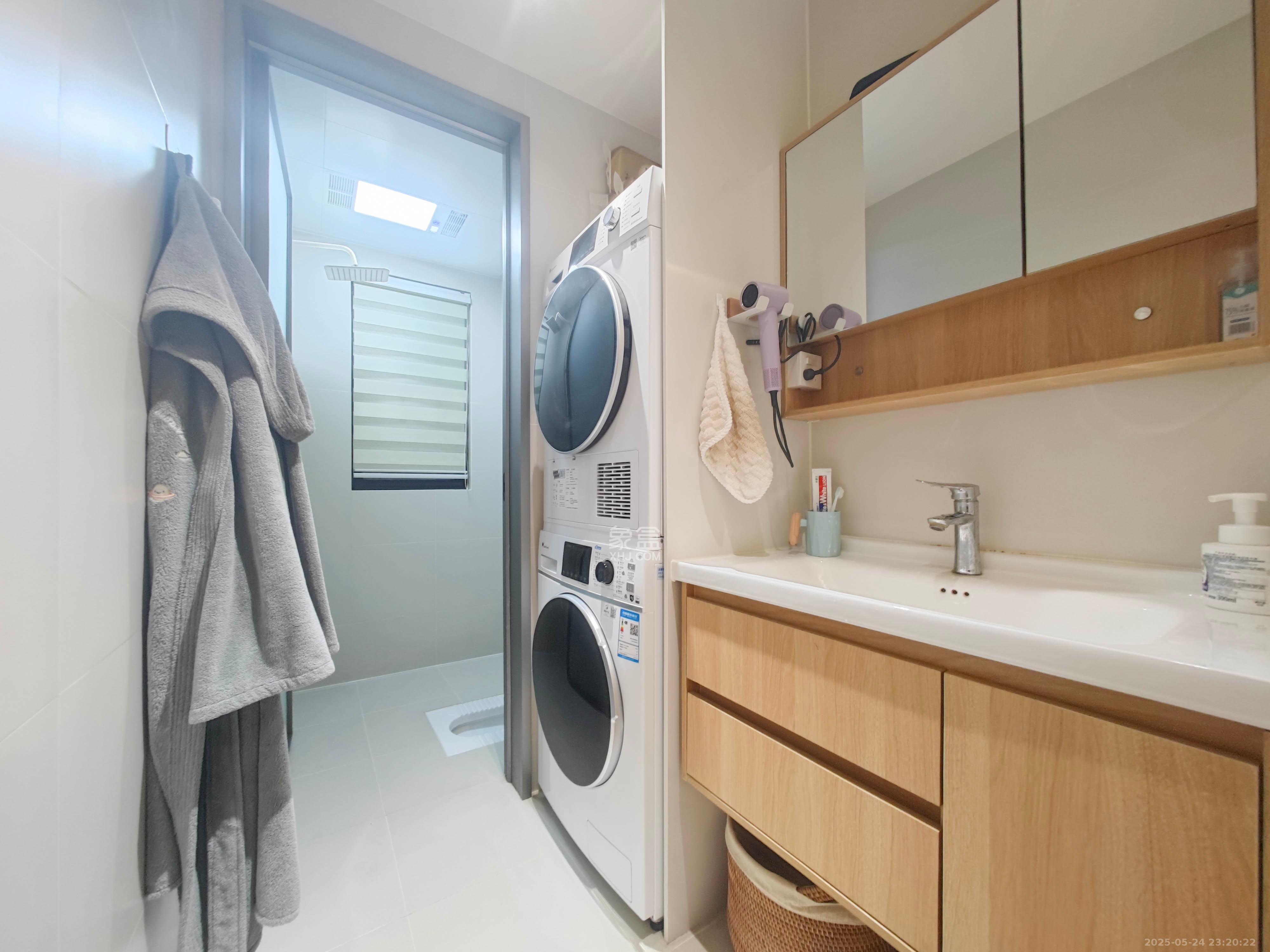 润和翰文府 3室2厅2卫 110.0万 润和翰文府 3室2厅2卫 110.0万卫生间