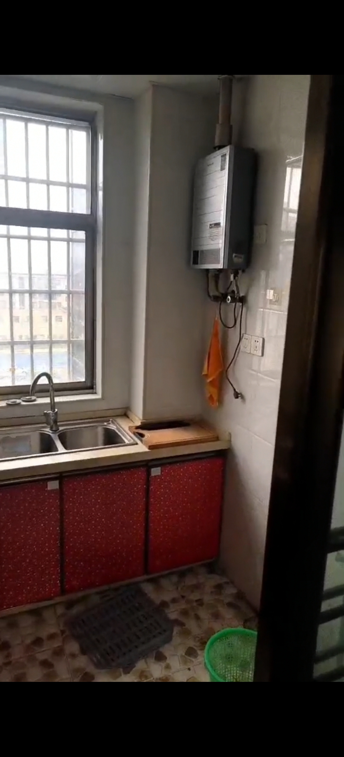 上和世家  3室2厅2卫    1500.0元/月 上和世家  3室2厅2卫    1500.0元/月室内图