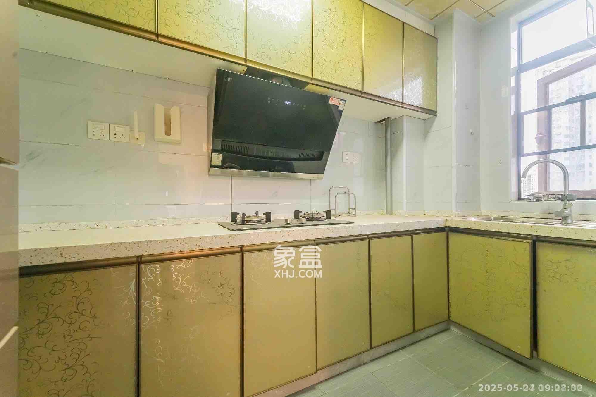 恒基凯旋门三期  3室1厅1卫    2000.0元/月室内图