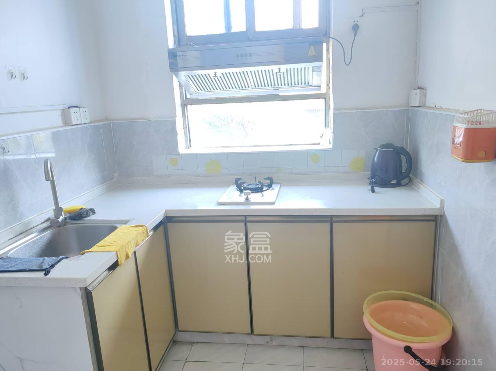 长坡水利水电机械厂宿舍 2室1厅1卫 1300.0元/月 长坡水利水电机械厂宿舍 2室1厅1卫 1300.0元/月室内图