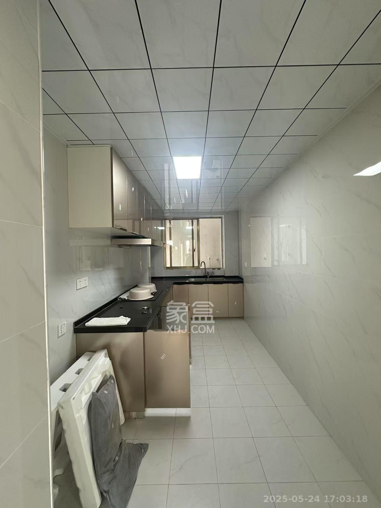 家和院  4室2厅2卫   2600.00元/月室内图