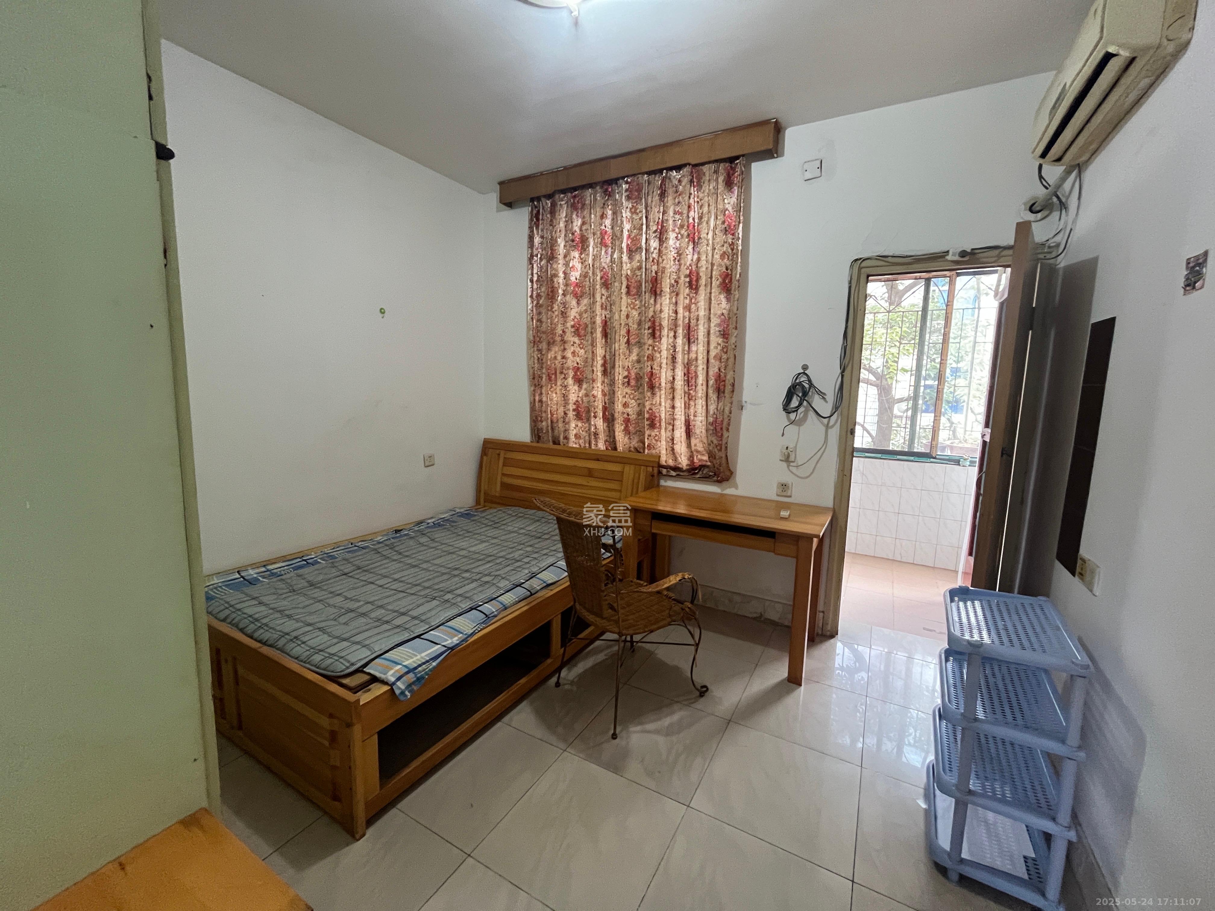 金科园 3室2厅1卫 1900.0元/月 金科园 3室2厅1卫 1900.0元/月室内图