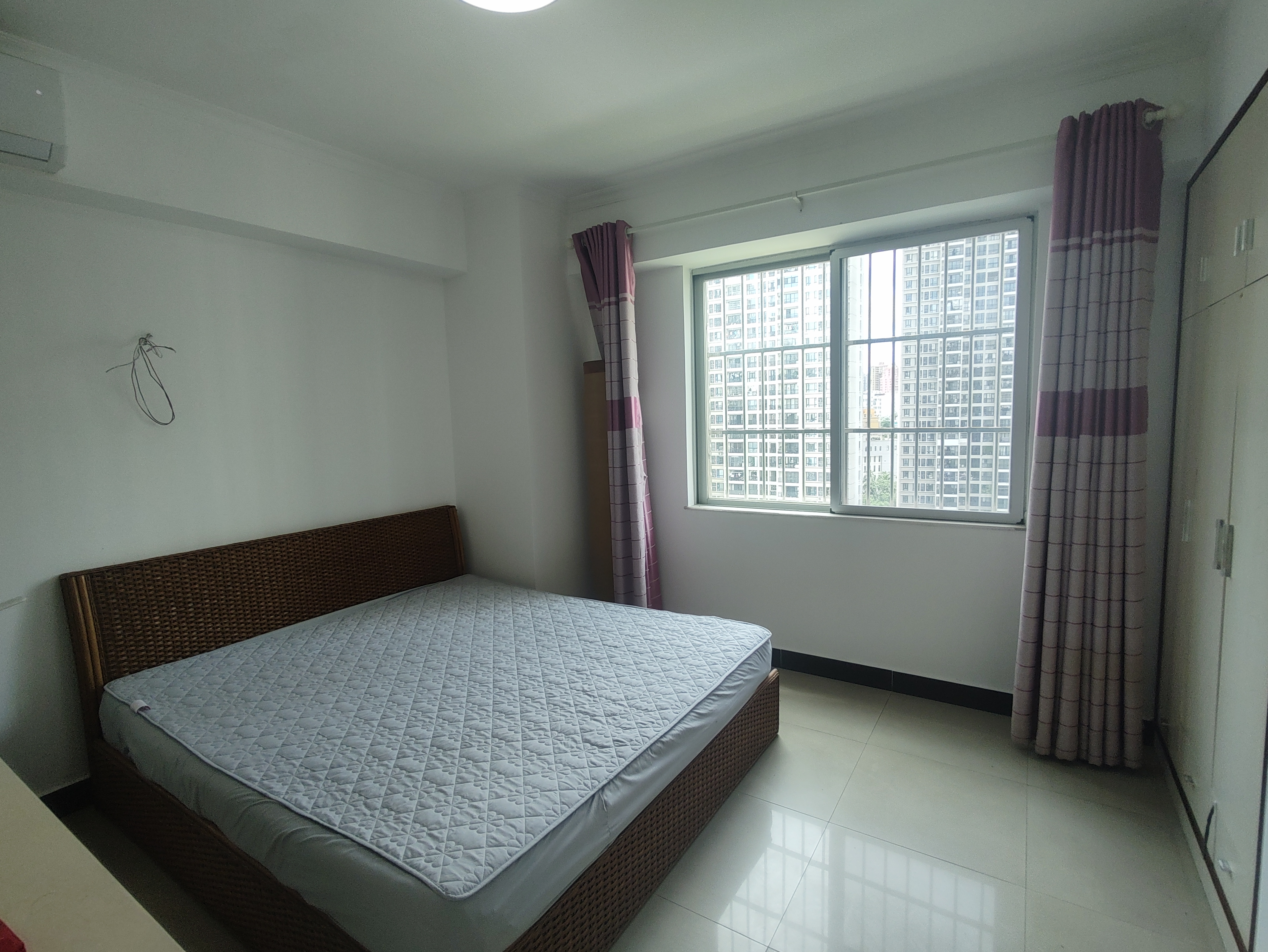 德意雅苑 2室2厅1卫 2100.0元/月 德意雅苑 2室2厅1卫 2100.0元/月室内图