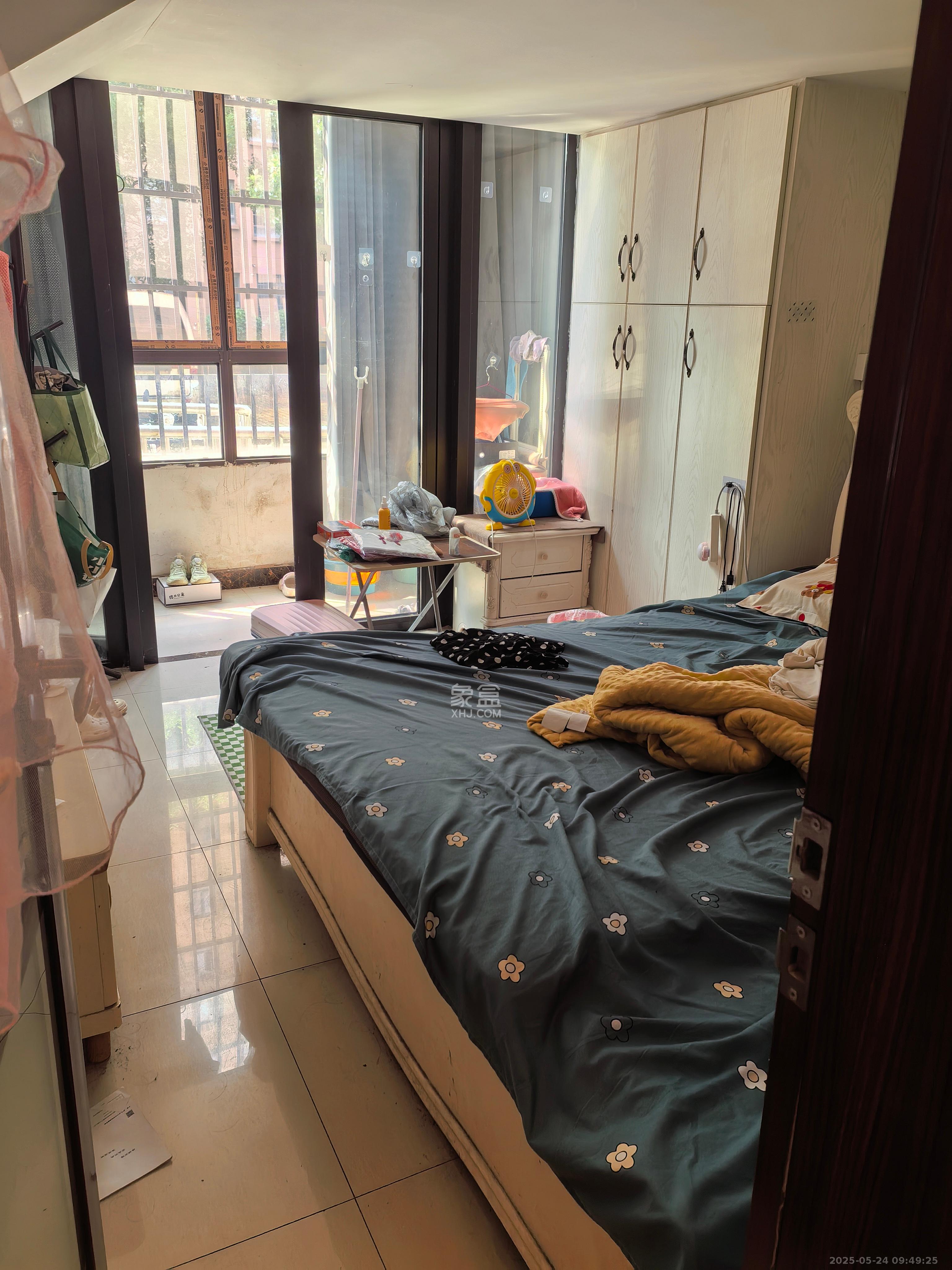 中信凯旋蓝岸(中信新城三期) 1室2厅1卫 1600.0元/月 中信凯旋蓝岸(中信新城三期) 1室2厅1卫 1600.0元/月室内图