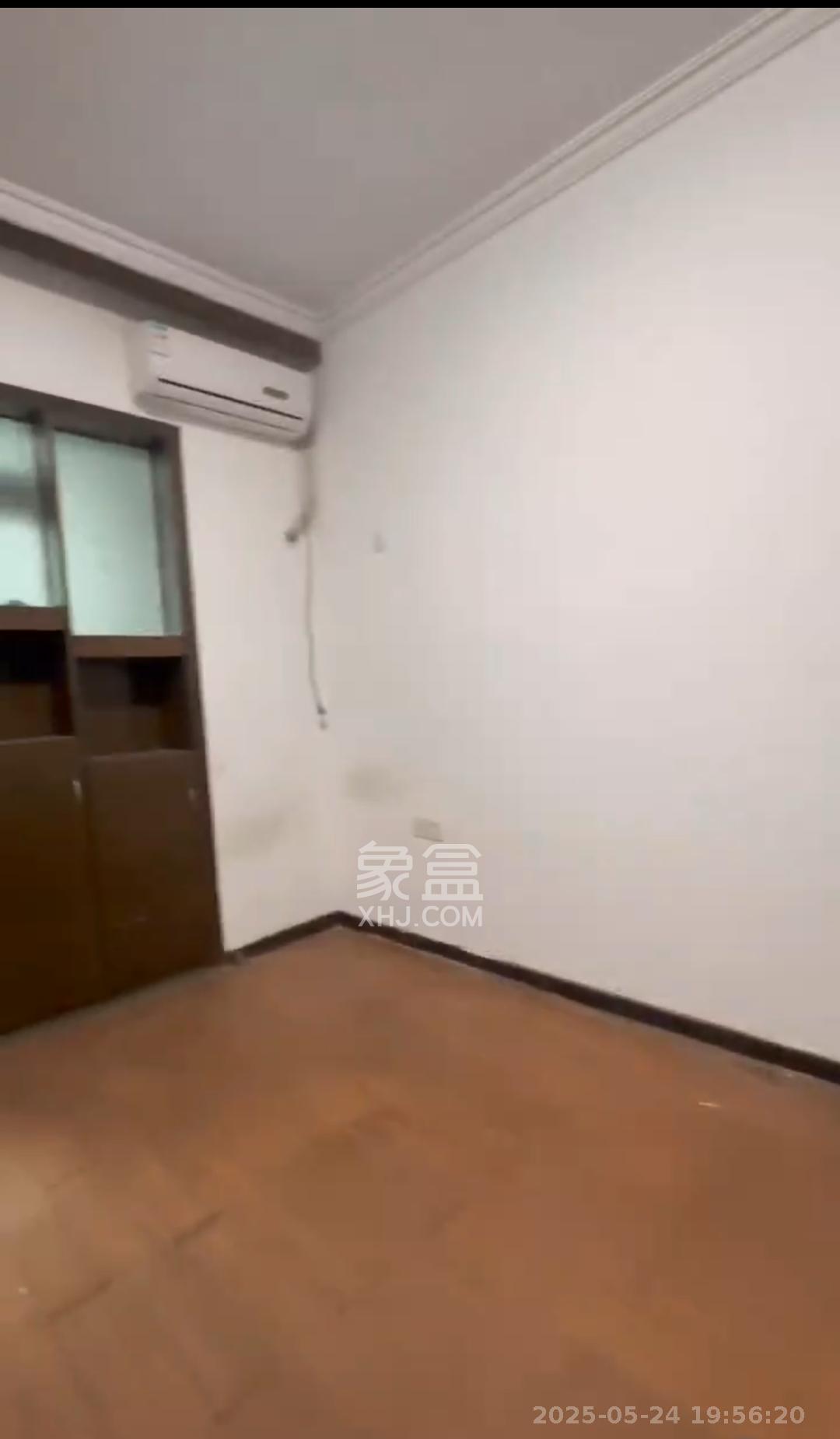 竹园公寓  3室2厅1卫   2800.00元/月室内图