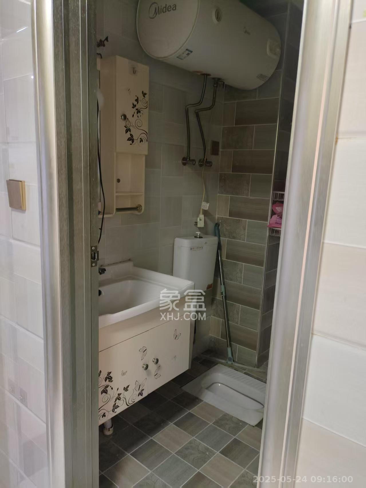 步行街大厦  1室1厅1卫    1200.0元/月室内图